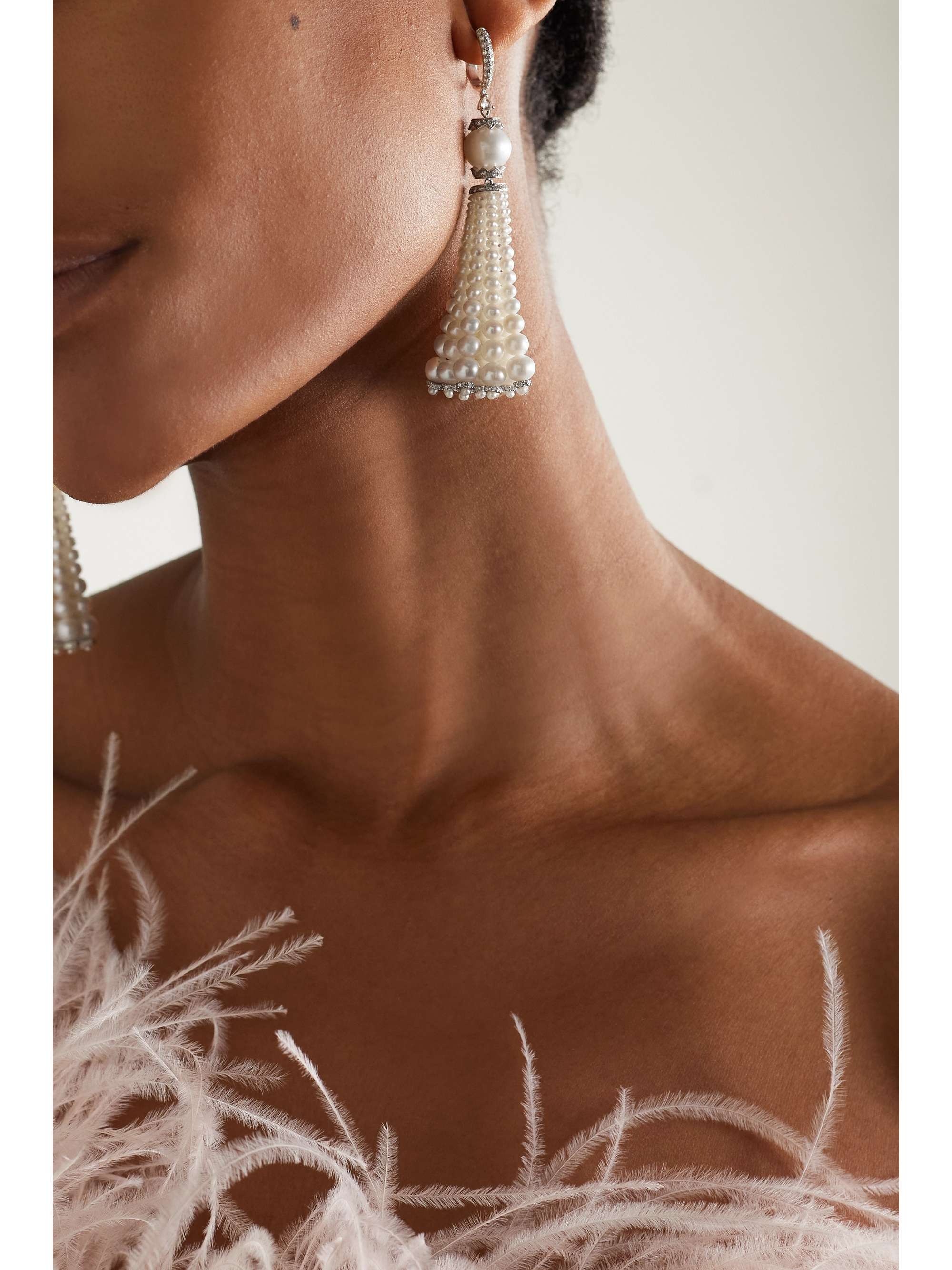 AMRAPALI LONDON 18-karat white gold, pearl and diamond earrings