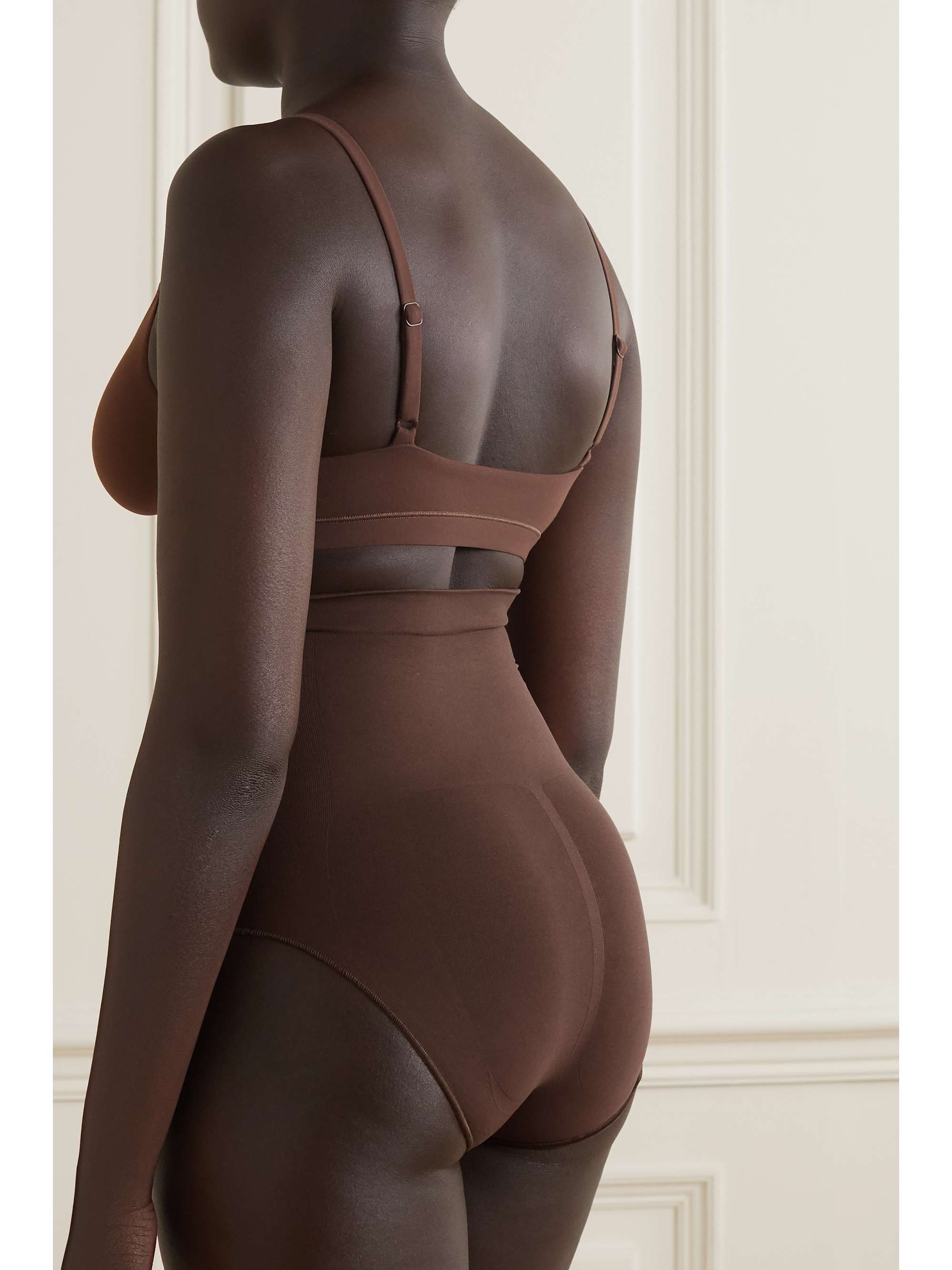 SKIMS Seamless Sculpt Sculpting Mid Waist briefs - Onyx