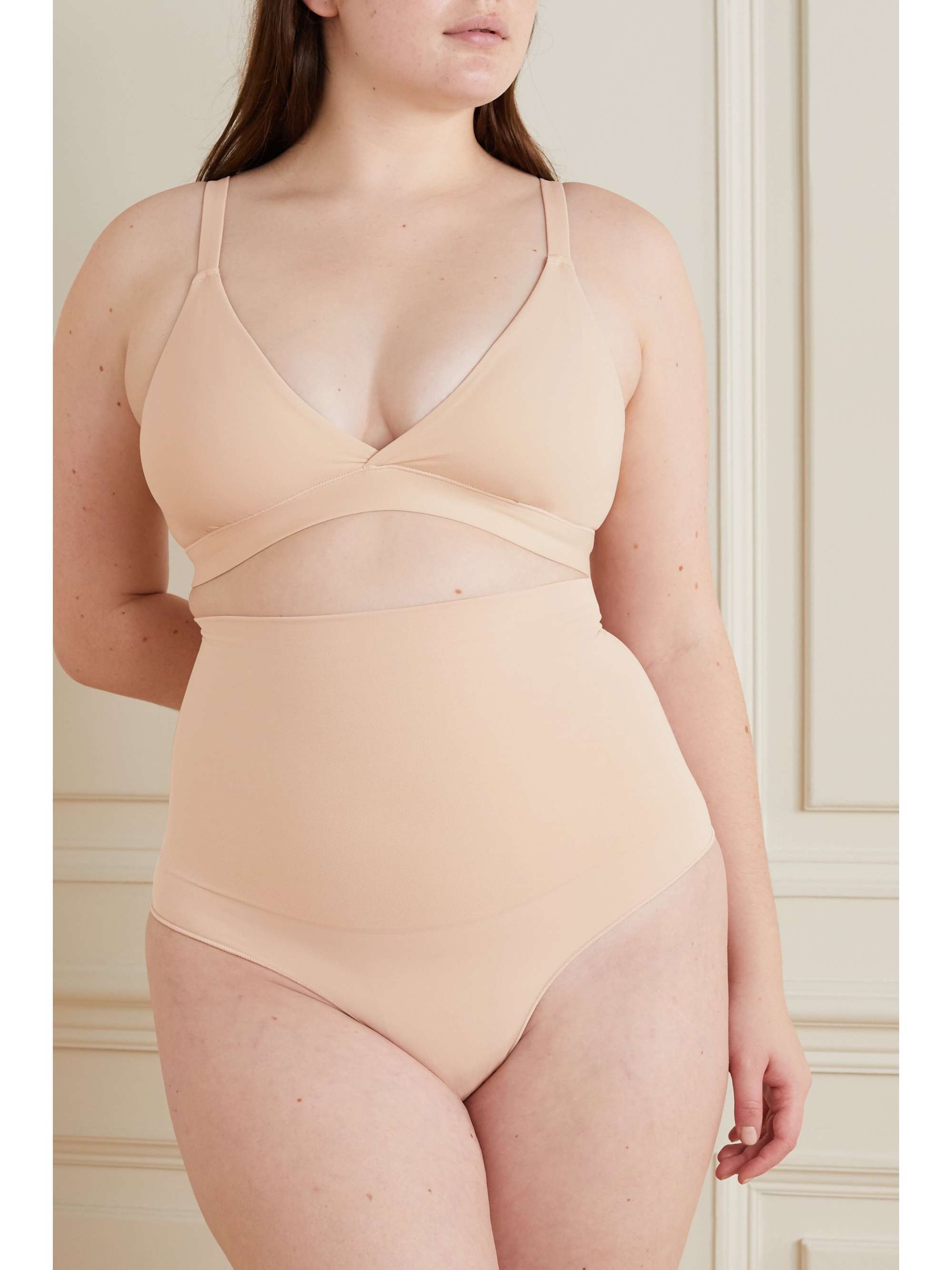 SKIMS Core Control thong - Sand