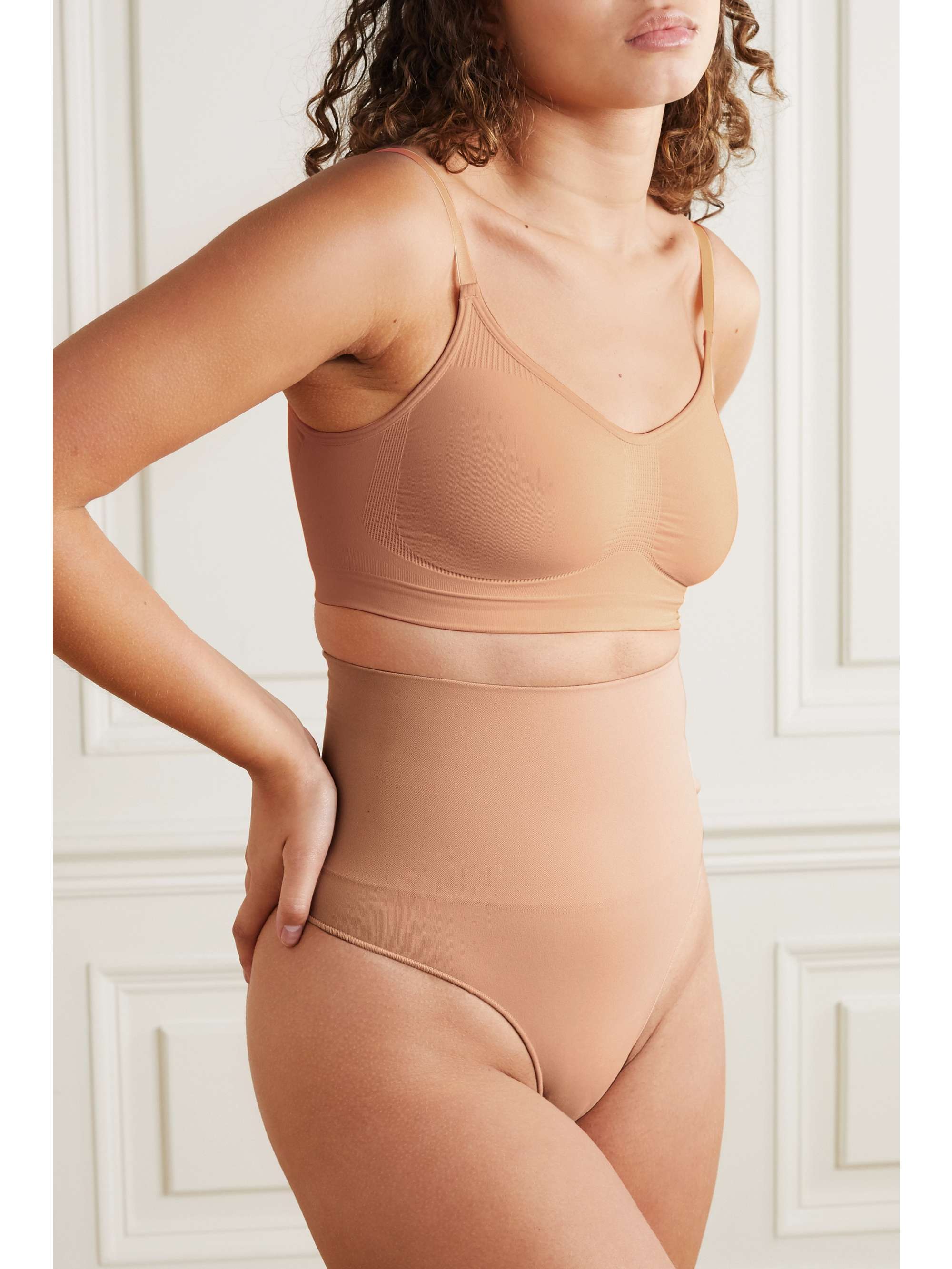 SKIMS Seamless Sculpt Sculpting bra - Ochre