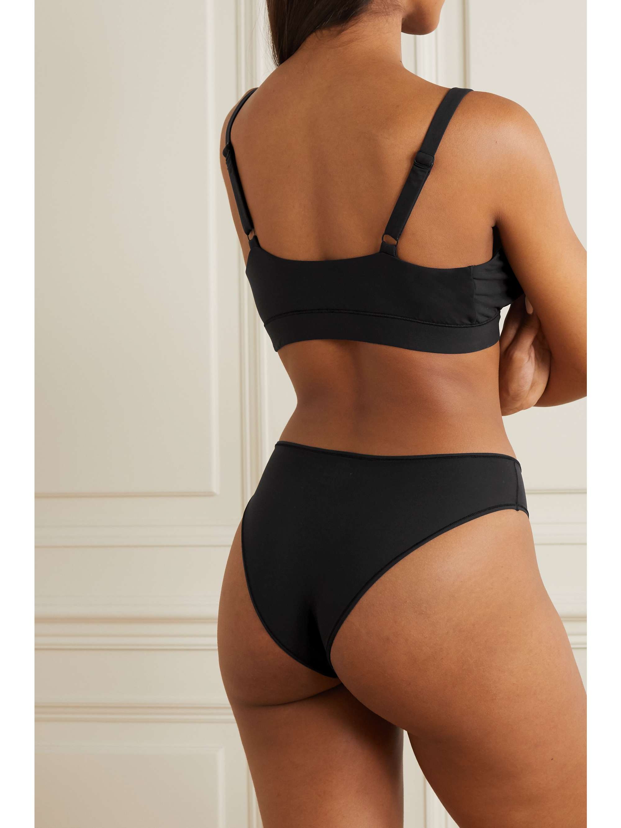 SKIMS Fits Everybody triangle bralette - Clay