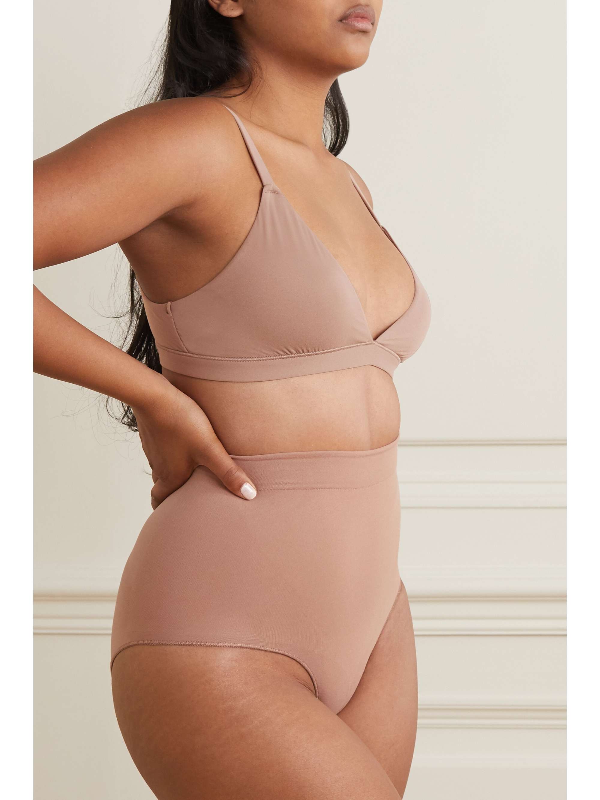 SKIMS Fits Everybody triangle bralette - Clay