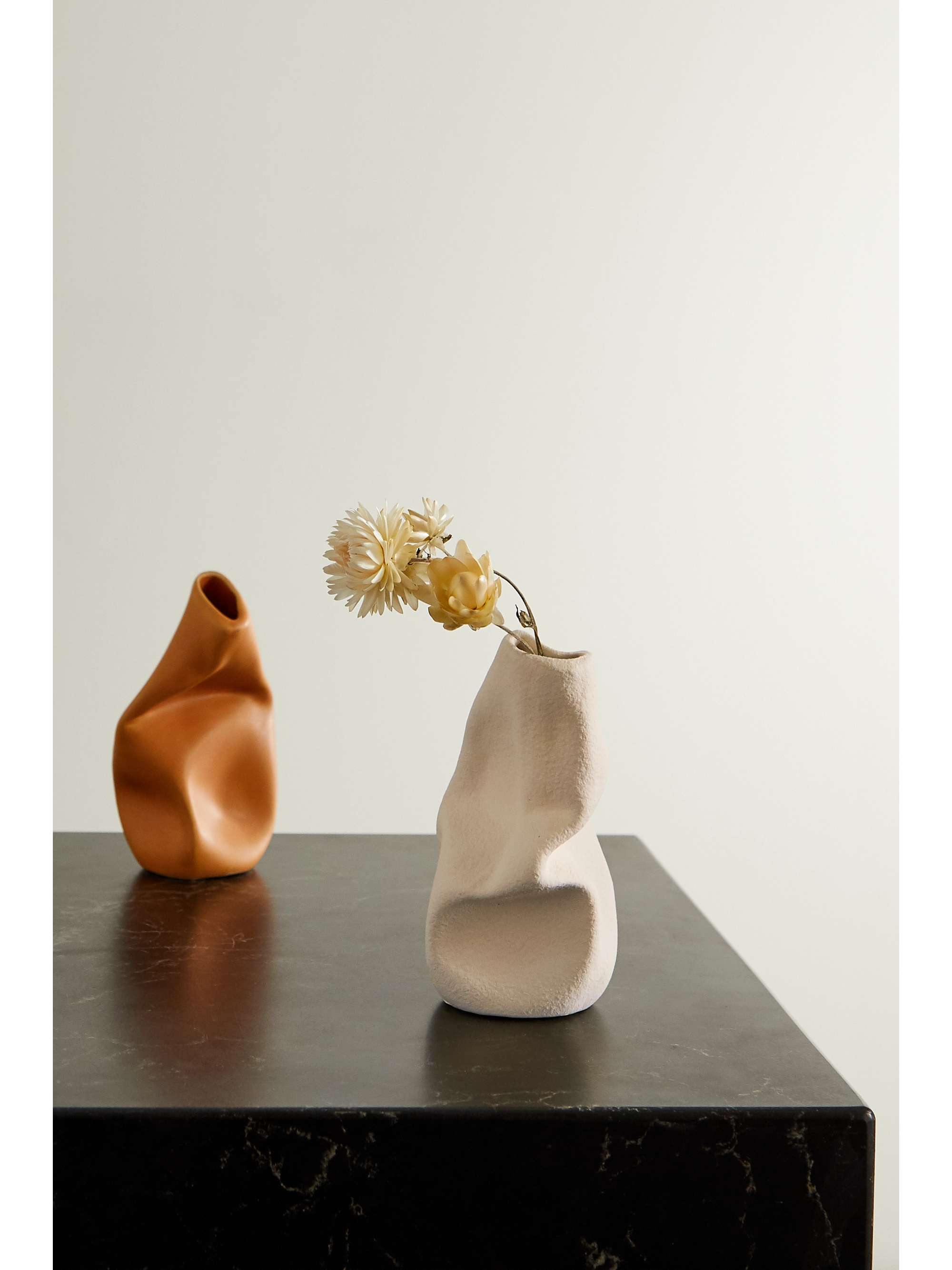 COMPLETEDWORKS + Ekaterina Bazhenova Yamasaki Wake ceramic vase