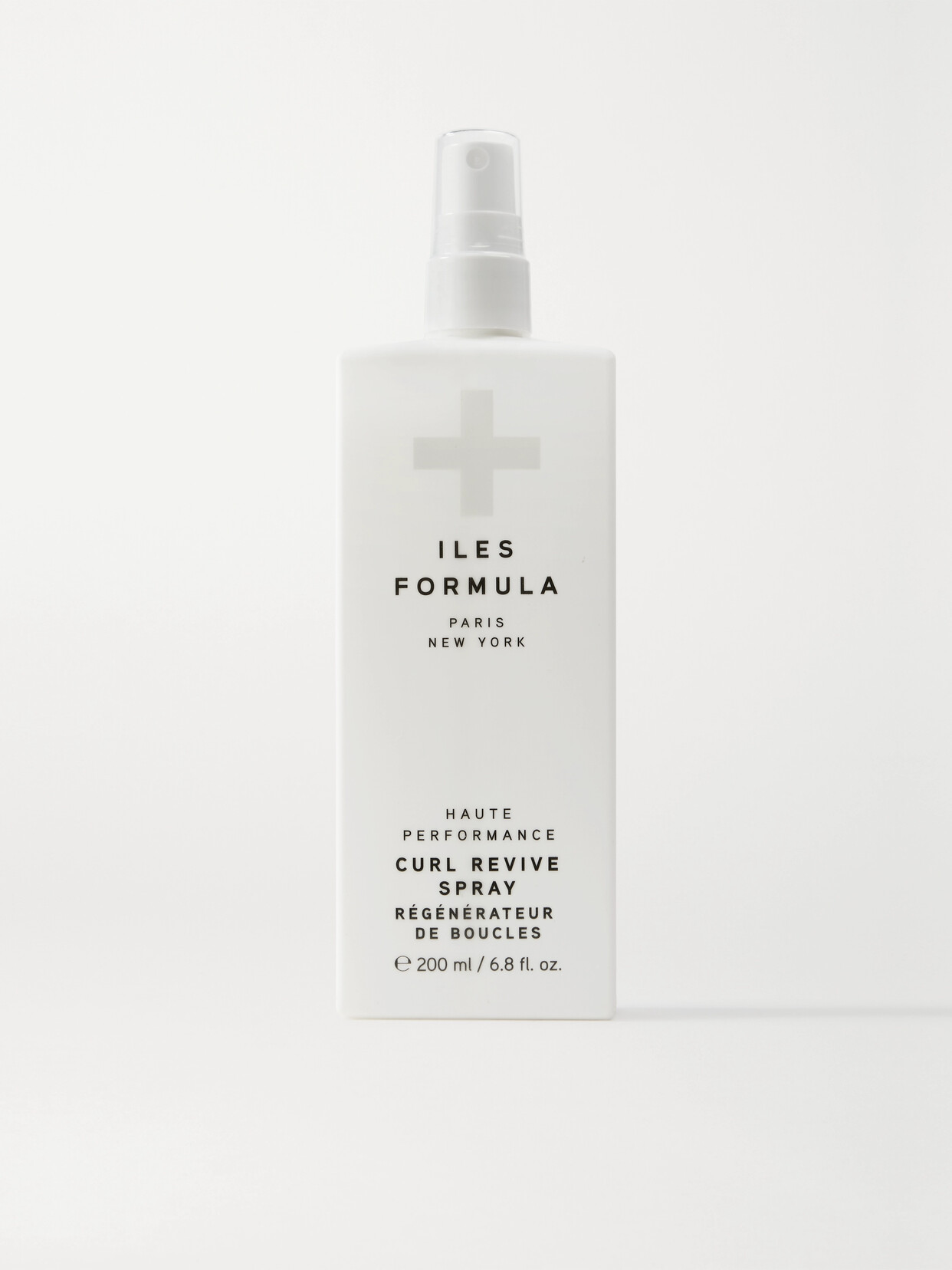 Iles Formula 6.8 Oz. Haute Performance Curl Revive Spray In Colorless