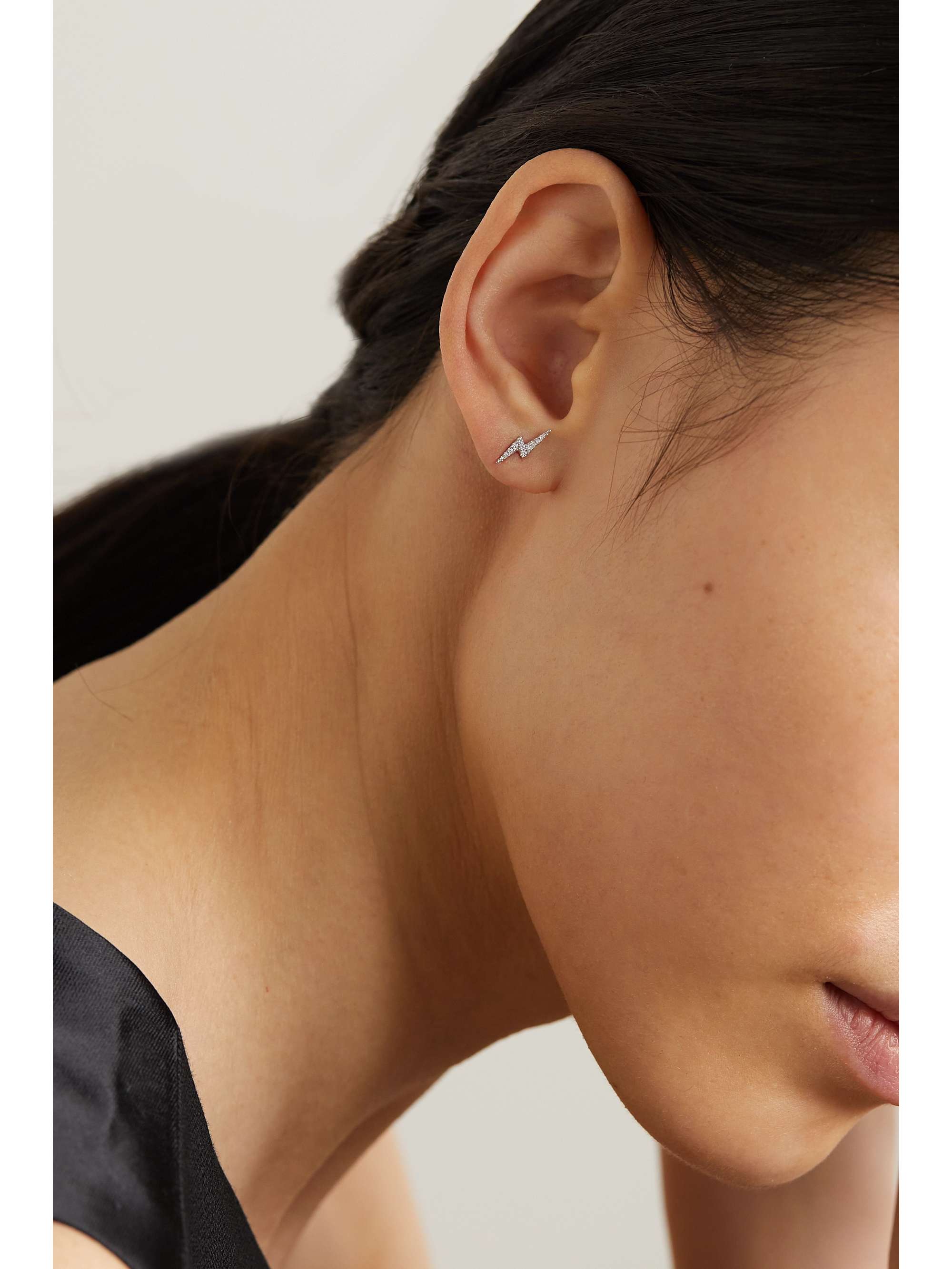 MARIA TASH 18-karat white gold diamond earring