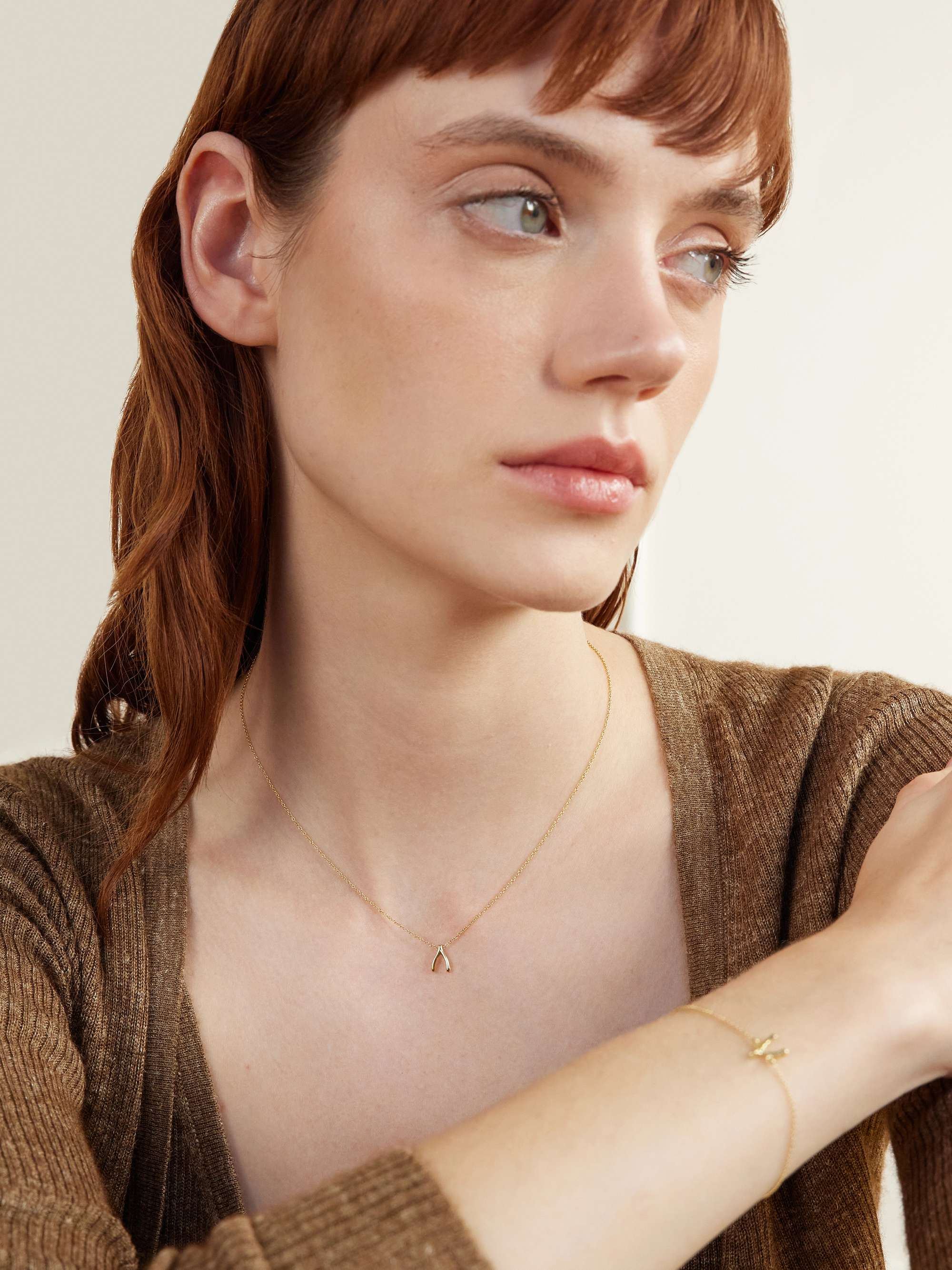 JENNIFER MEYER Mini Wishbone 18-karat gold necklace