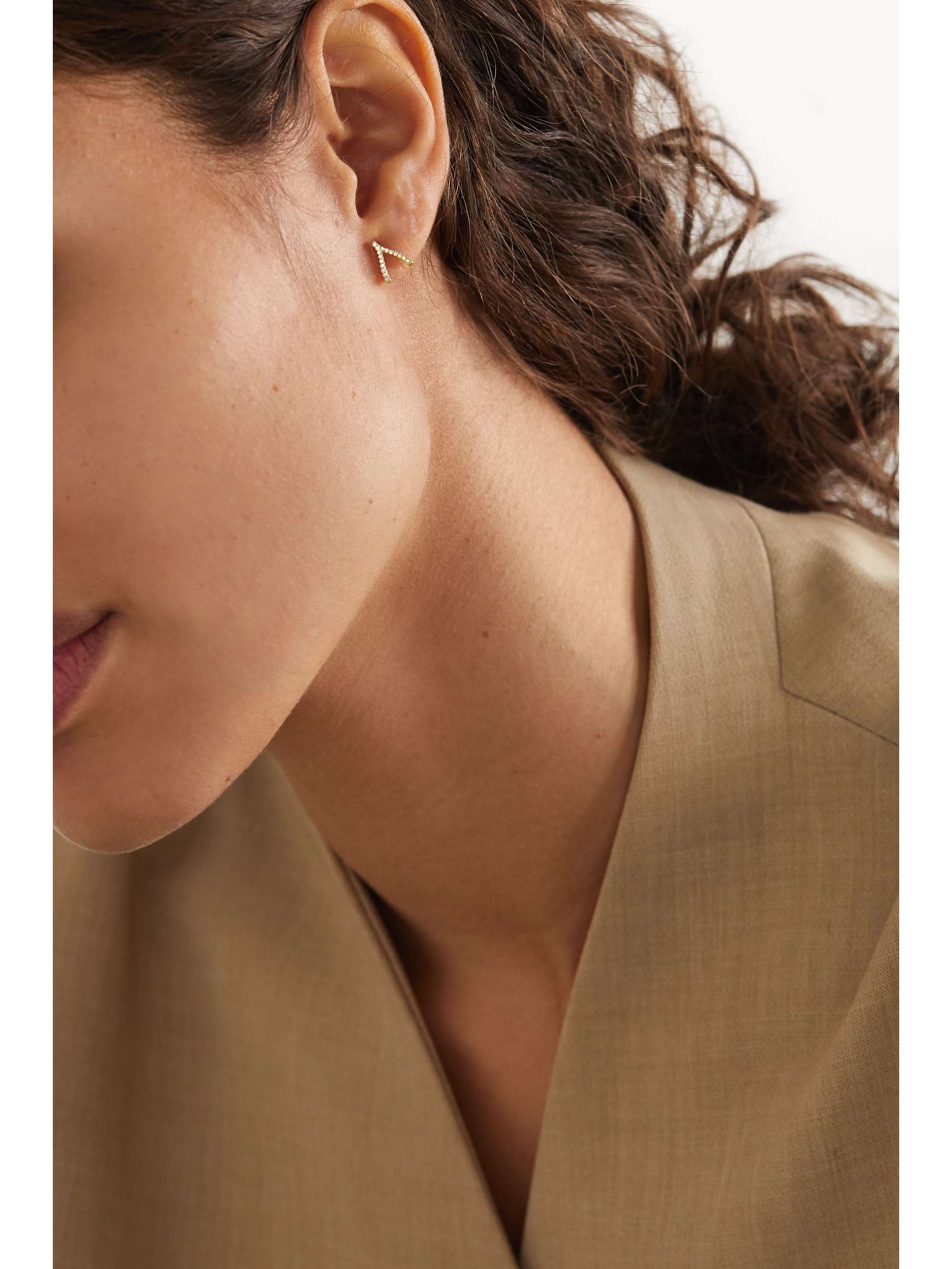 JENNIFER MEYER Mini Wishbone 18-karat gold diamond earrings