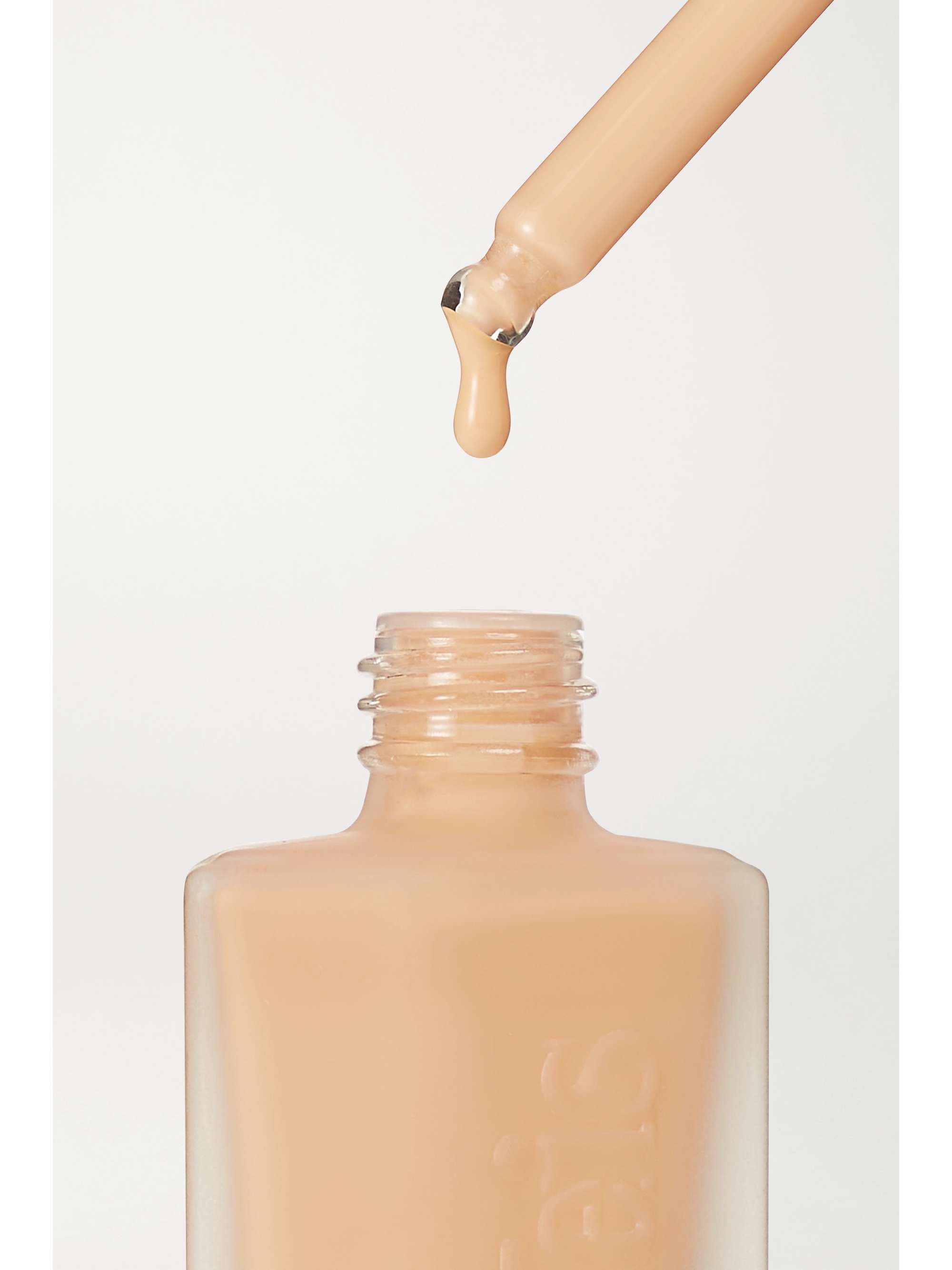 KJAER WEIS Invisible Touch Liquid Foundation - Impeccable D350, 30ml