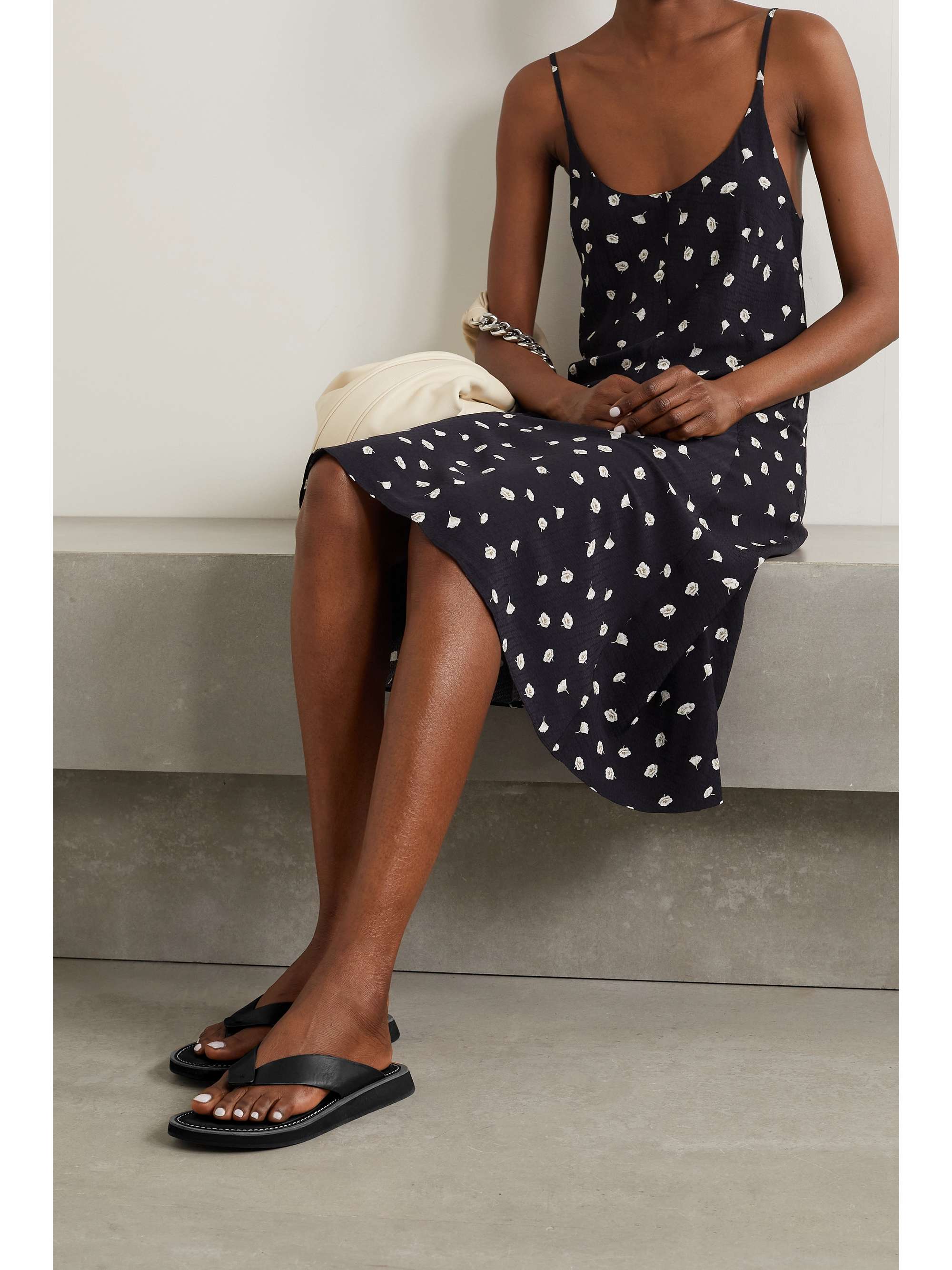 Black Parker leather flip flops | RAG & BONE | NET-A-PORTER