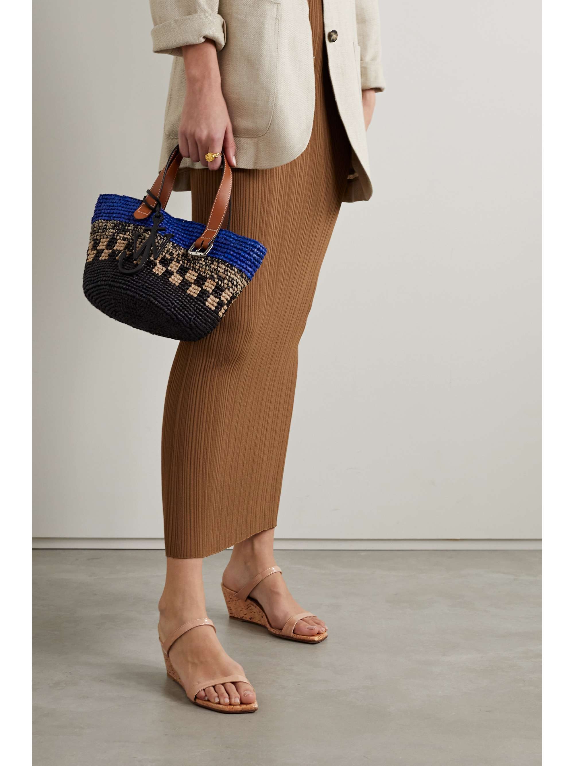 stuart weitzman aleena mule