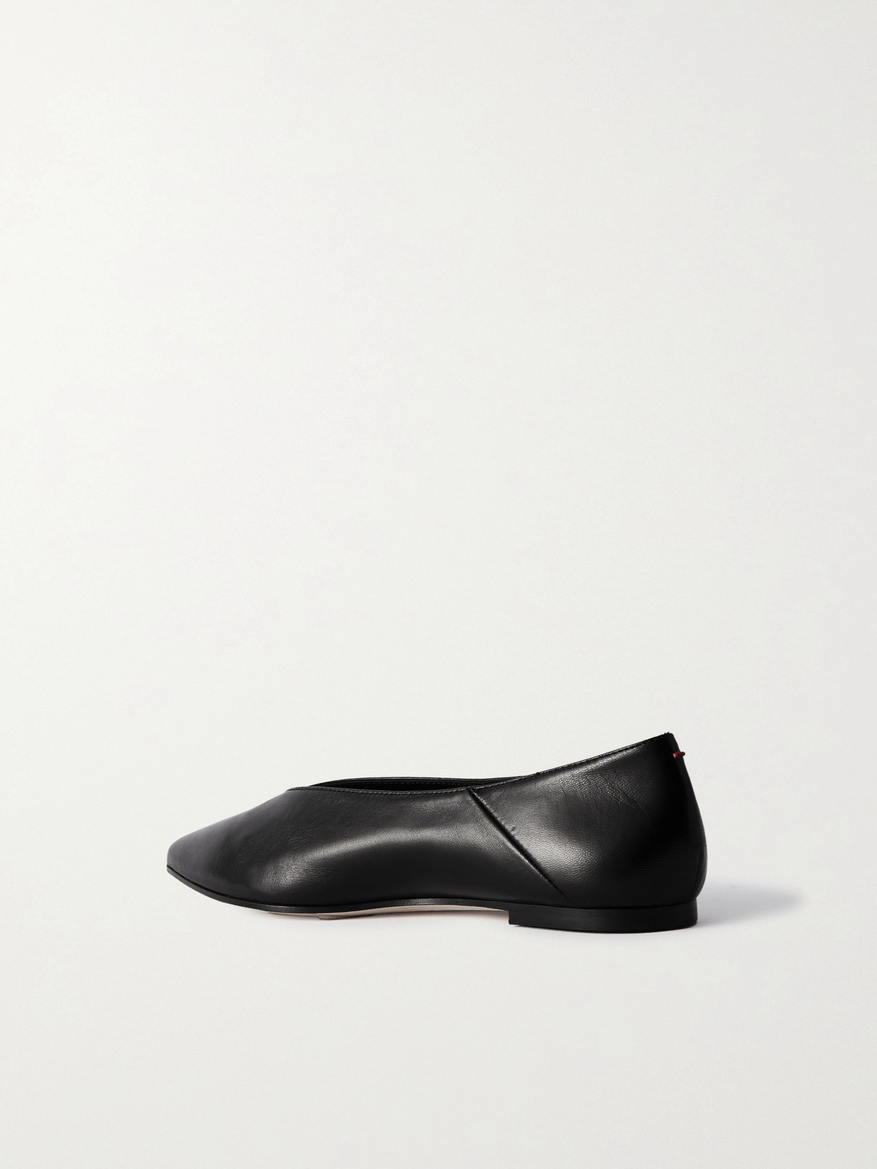 Aeyde Moa Leather Point-toe Flats In Black