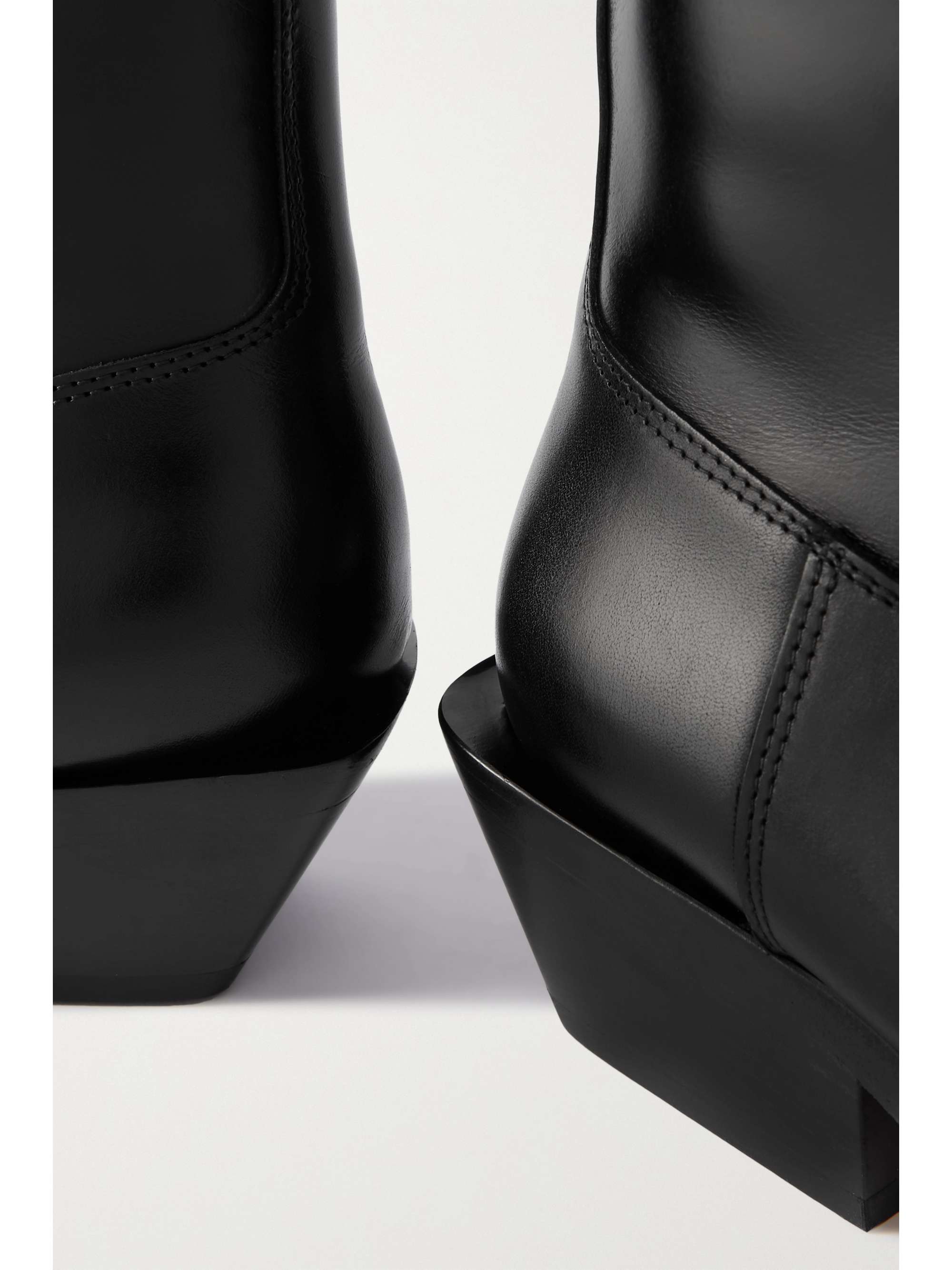 AEYDE Luis leather ankle boots