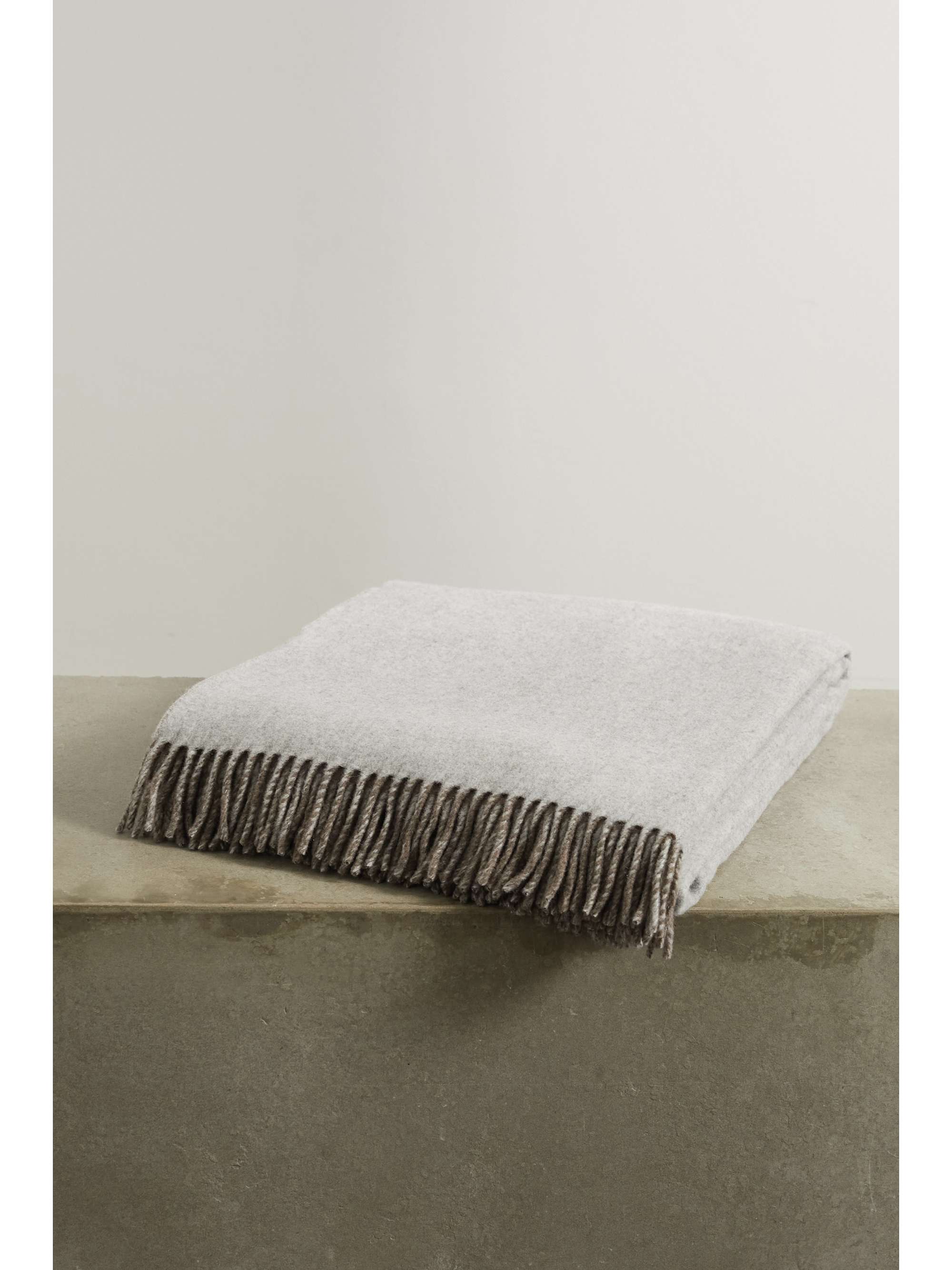 BRUNELLO CUCINELLI Two-tone cashmere blanket