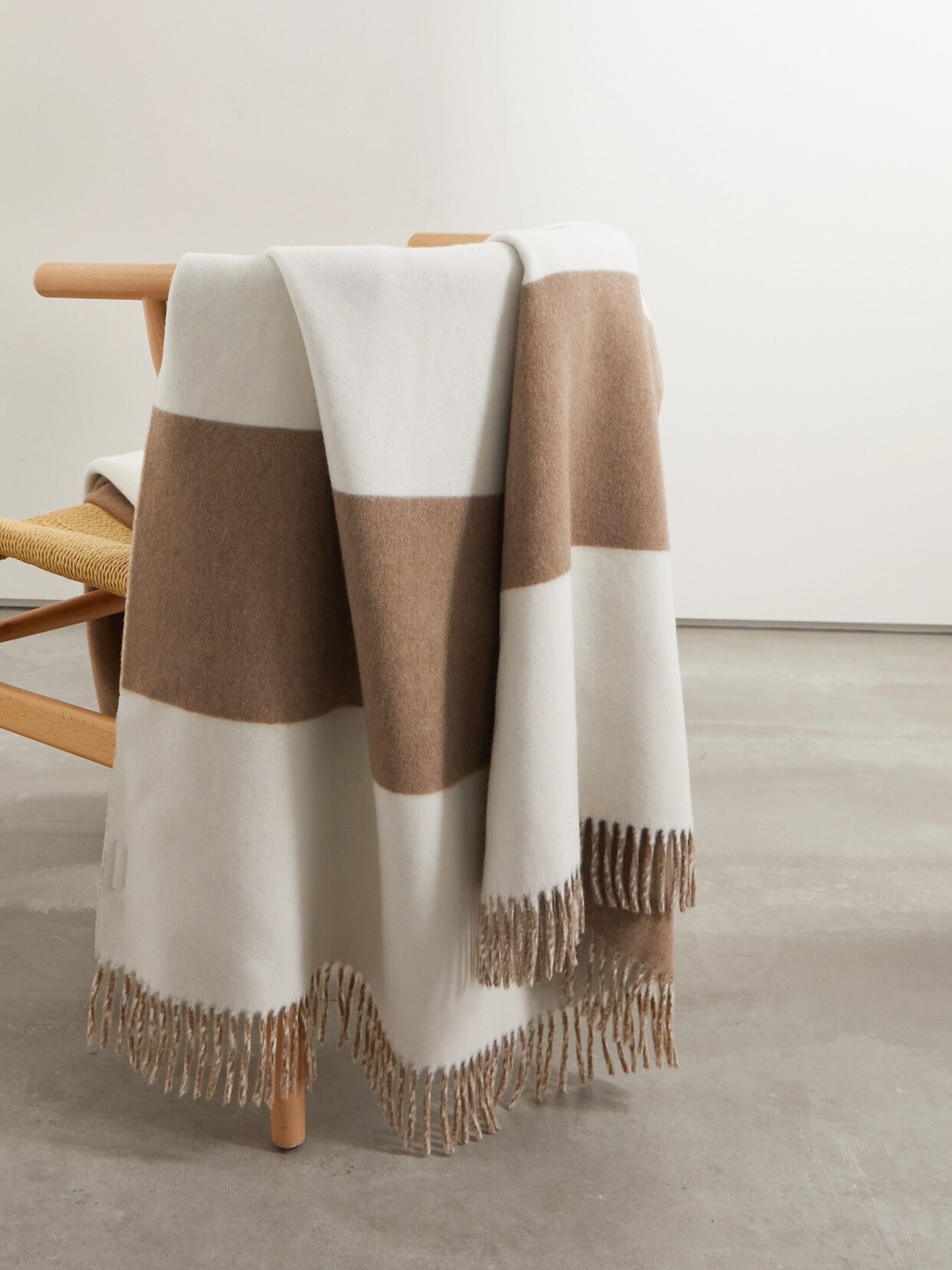 Brunello Cucinelli Fringed Striped Cashmere Blanket In Neutrals