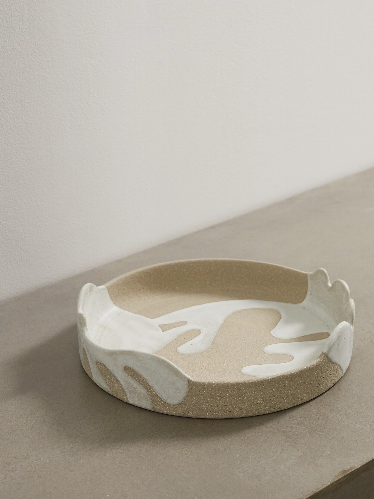 Marloe Marloe - + Net Sustain Dasa Stoneware Tray - Neutrals