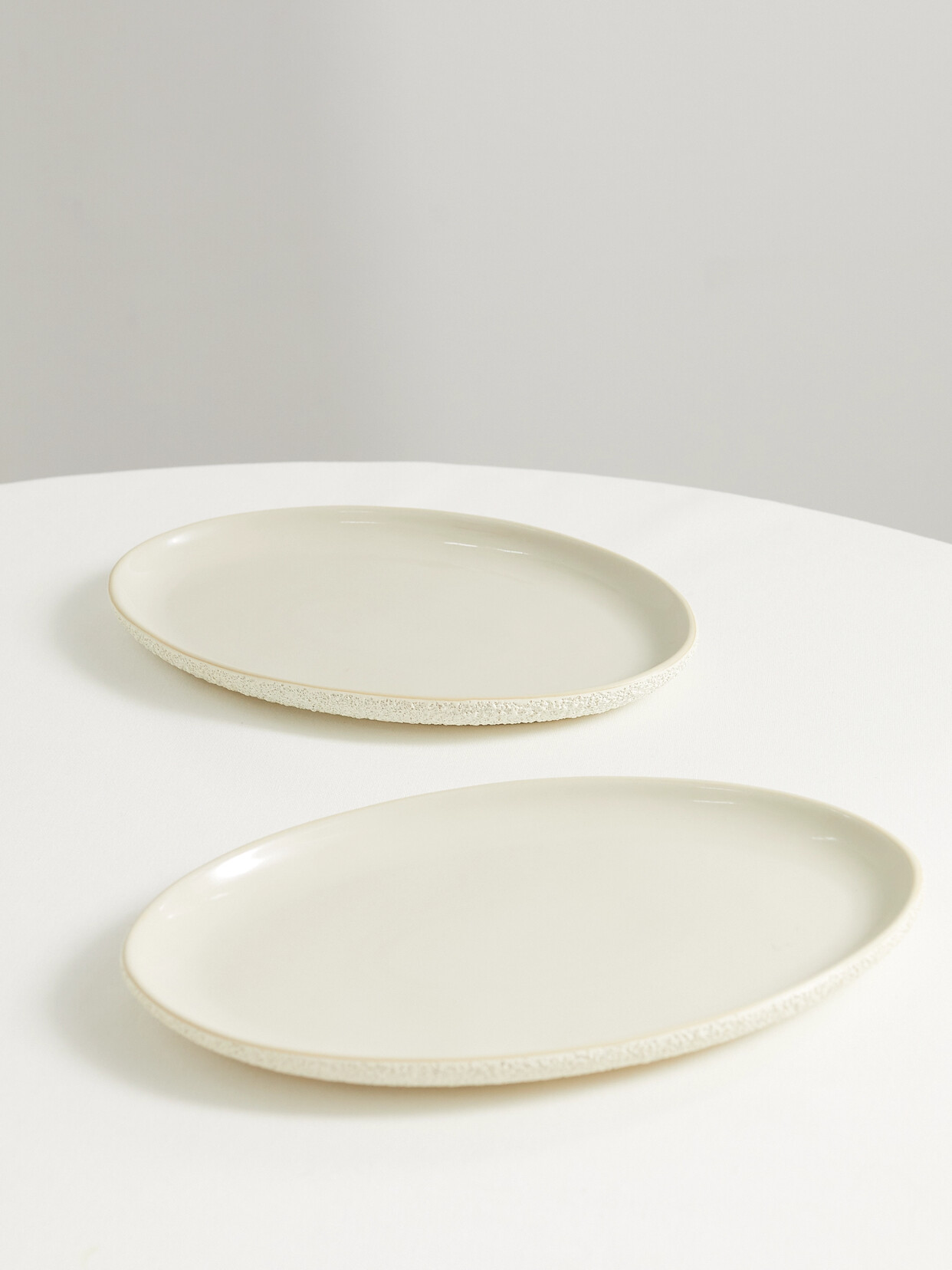 Marloe Marloe - + Net Sustain Set Of Two Glazed Ceramic Dinner Plates - Ecru