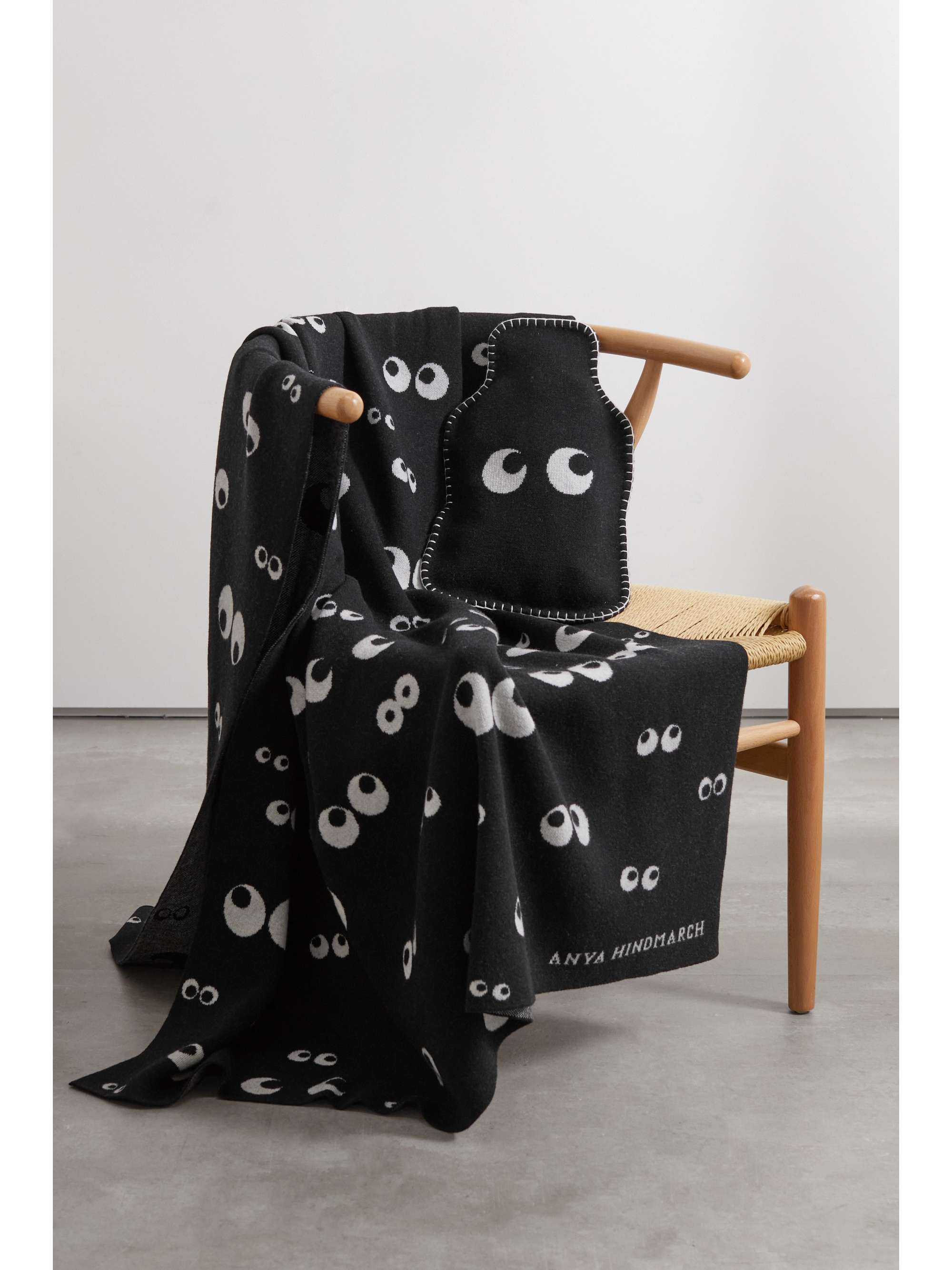 ANYA HINDMARCH All Over Eyes intarsia wool-blend throw | NET-A-PORTER