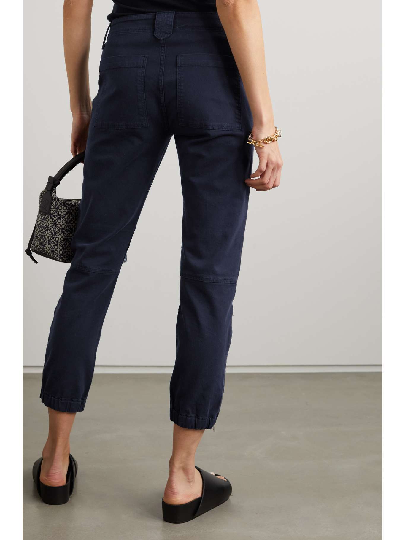 navy tapered pants