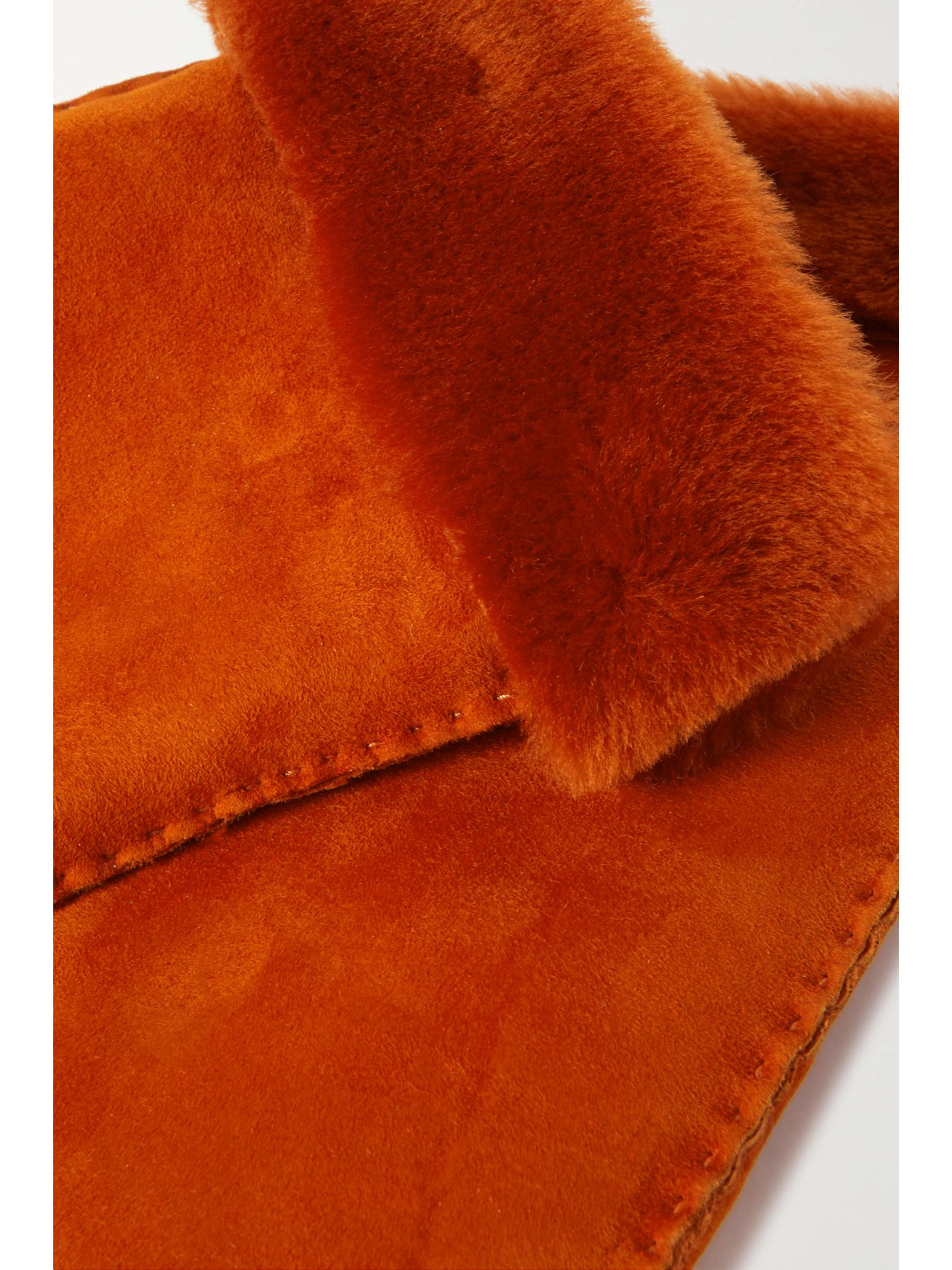 ISABEL MARANT Mulfi shearling mittens
