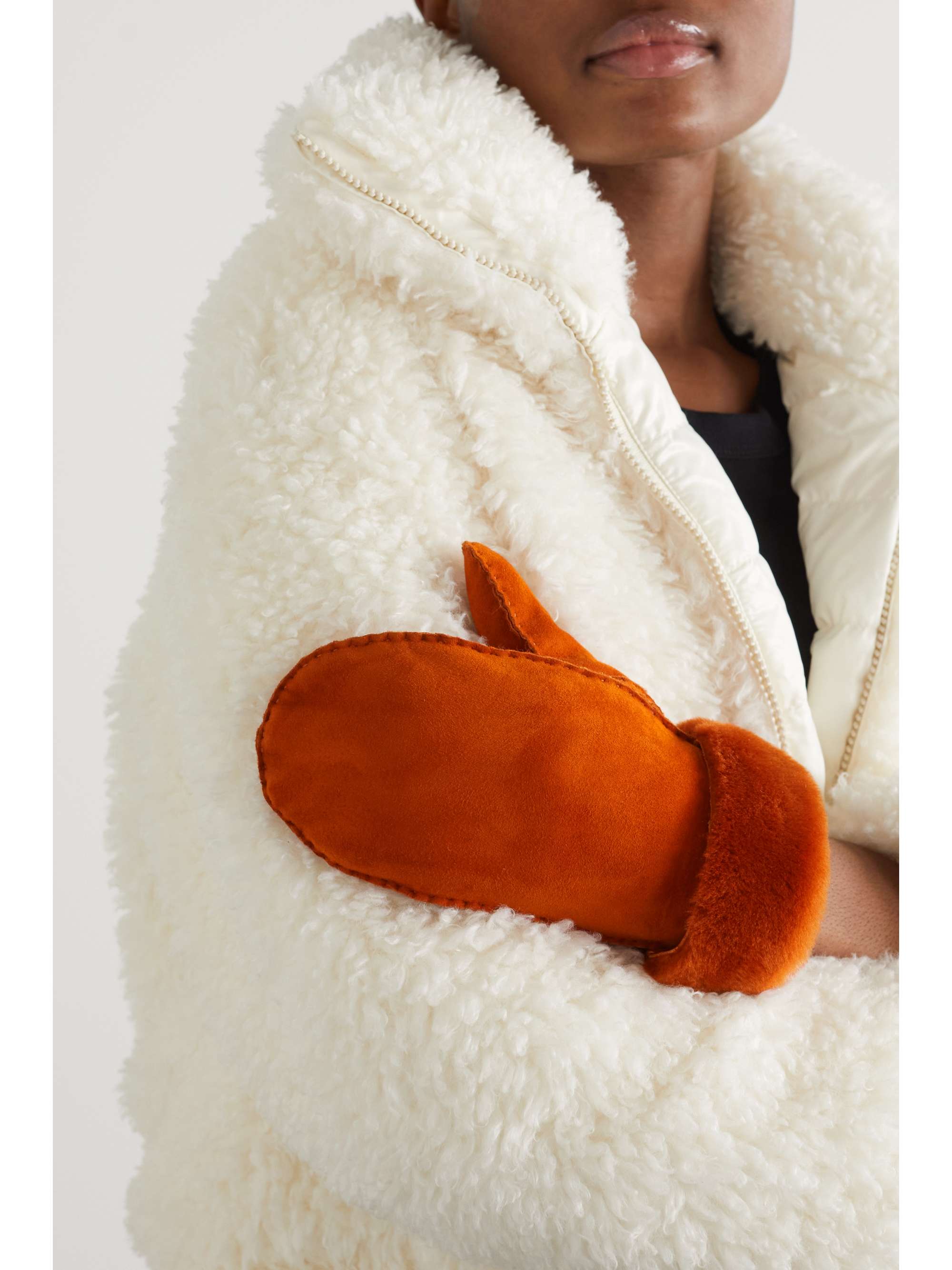 ISABEL MARANT Mulfi shearling mittens