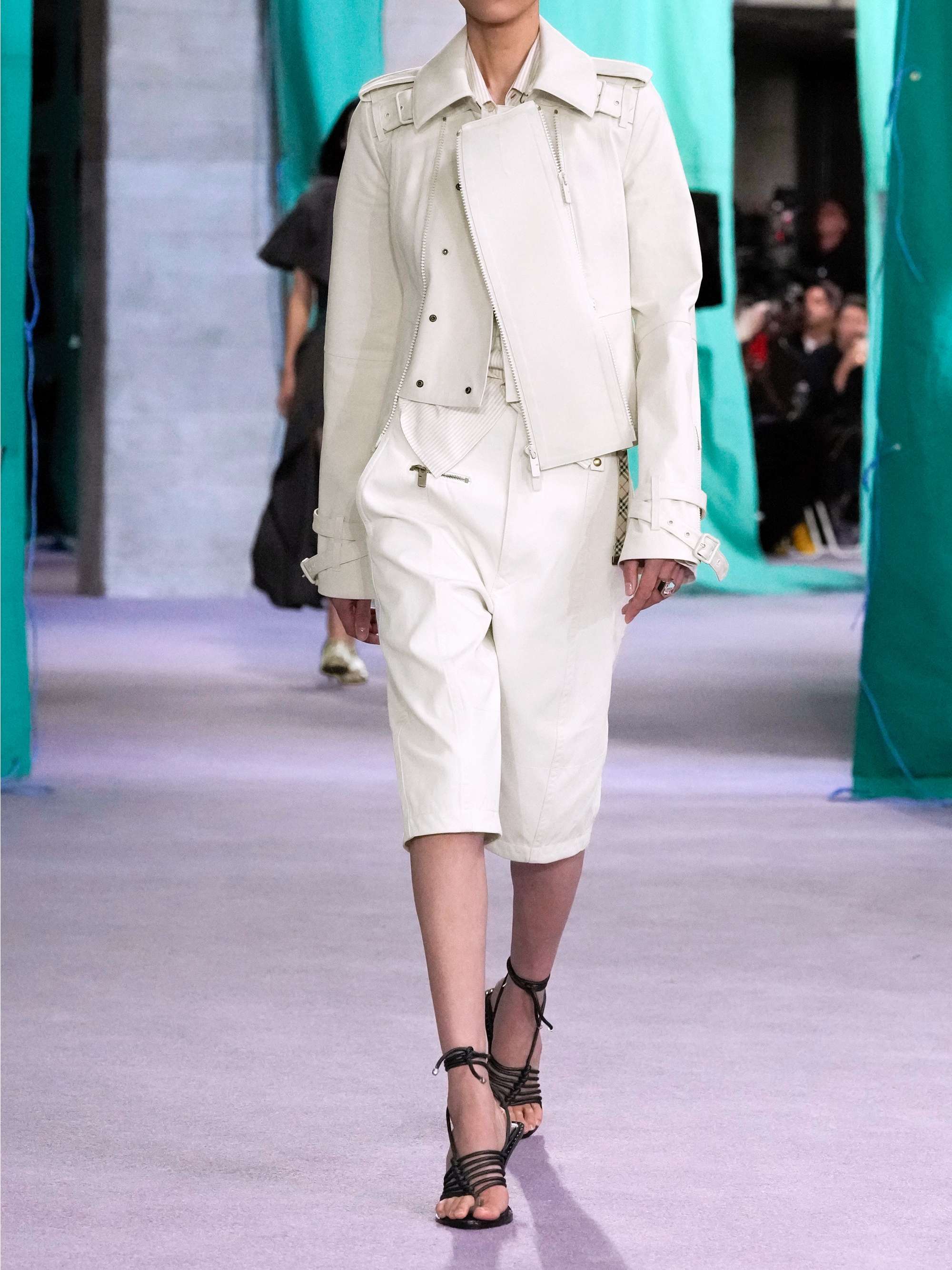 BURBERRY 