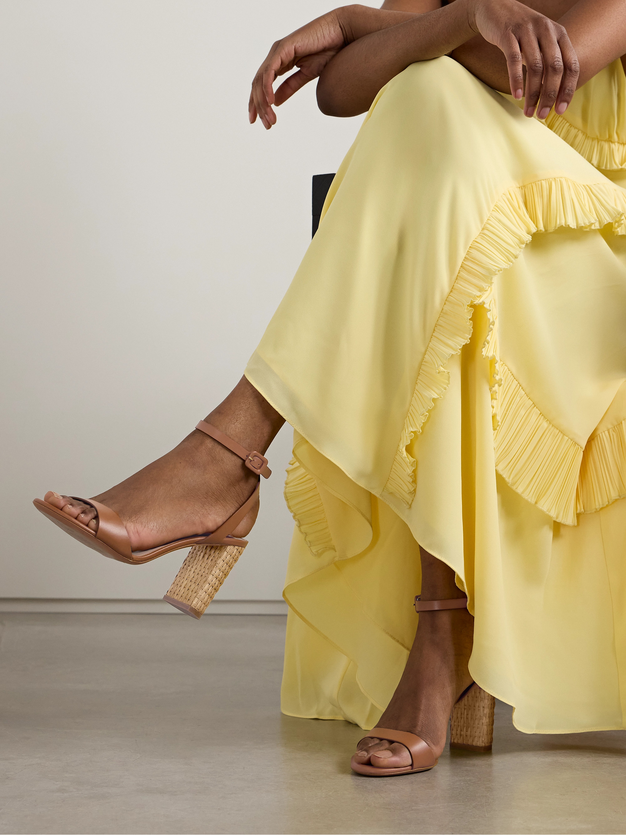 ユラ AQUAZZURA Saint Honoré 85 suede wedge ankle boots | NET-A-PORTER