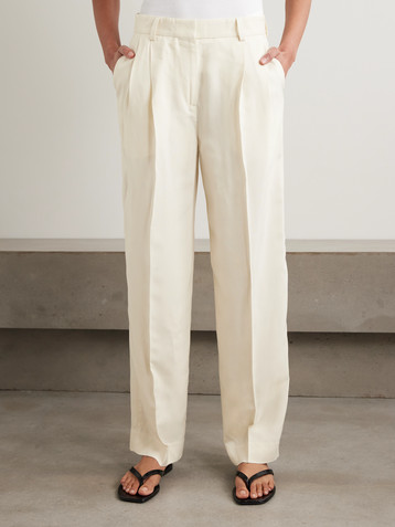 TOTEME Garderob pleated woven tapered pants