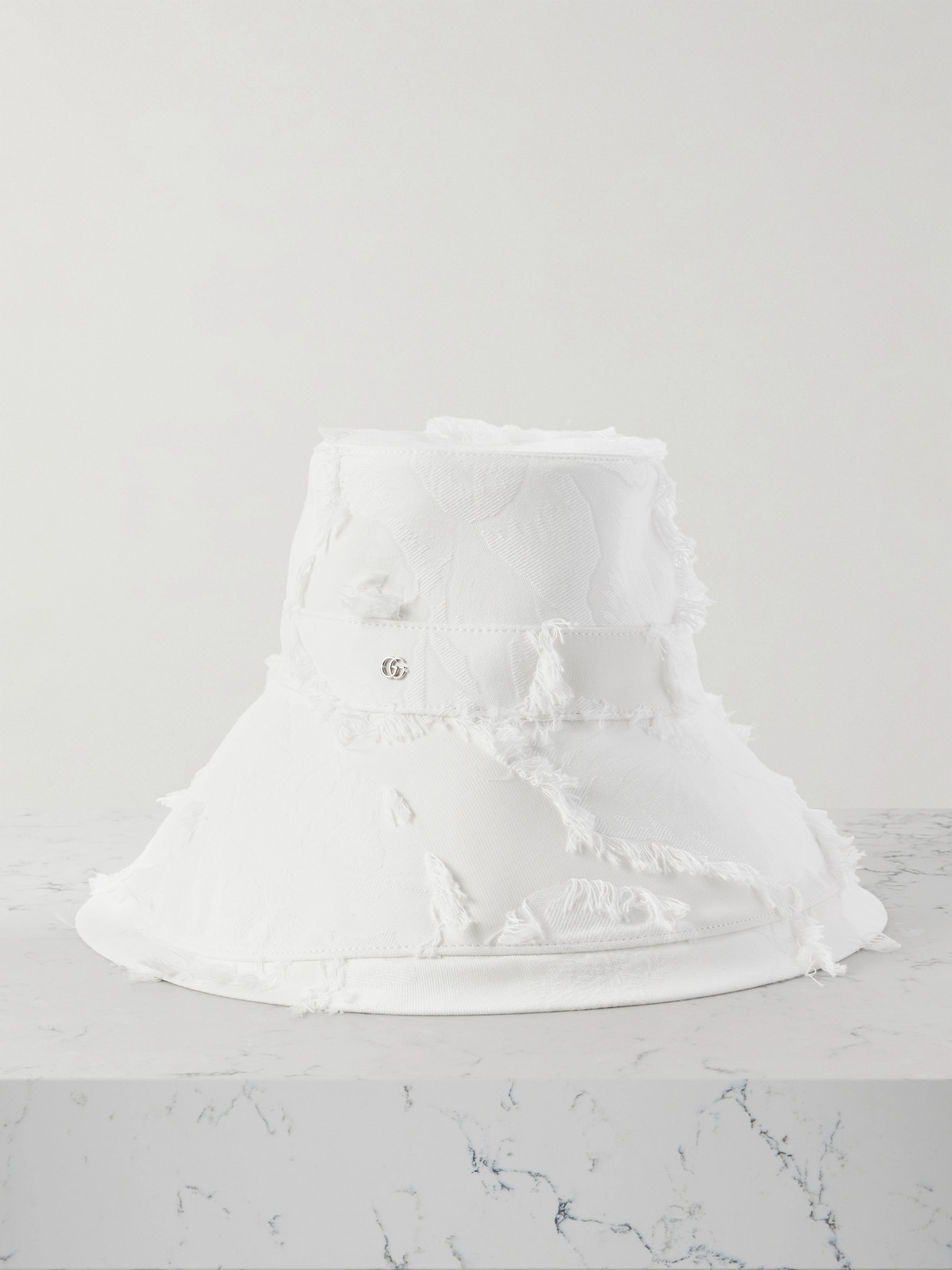 Gucci W La Vida Frayed Jacquard Hat In White