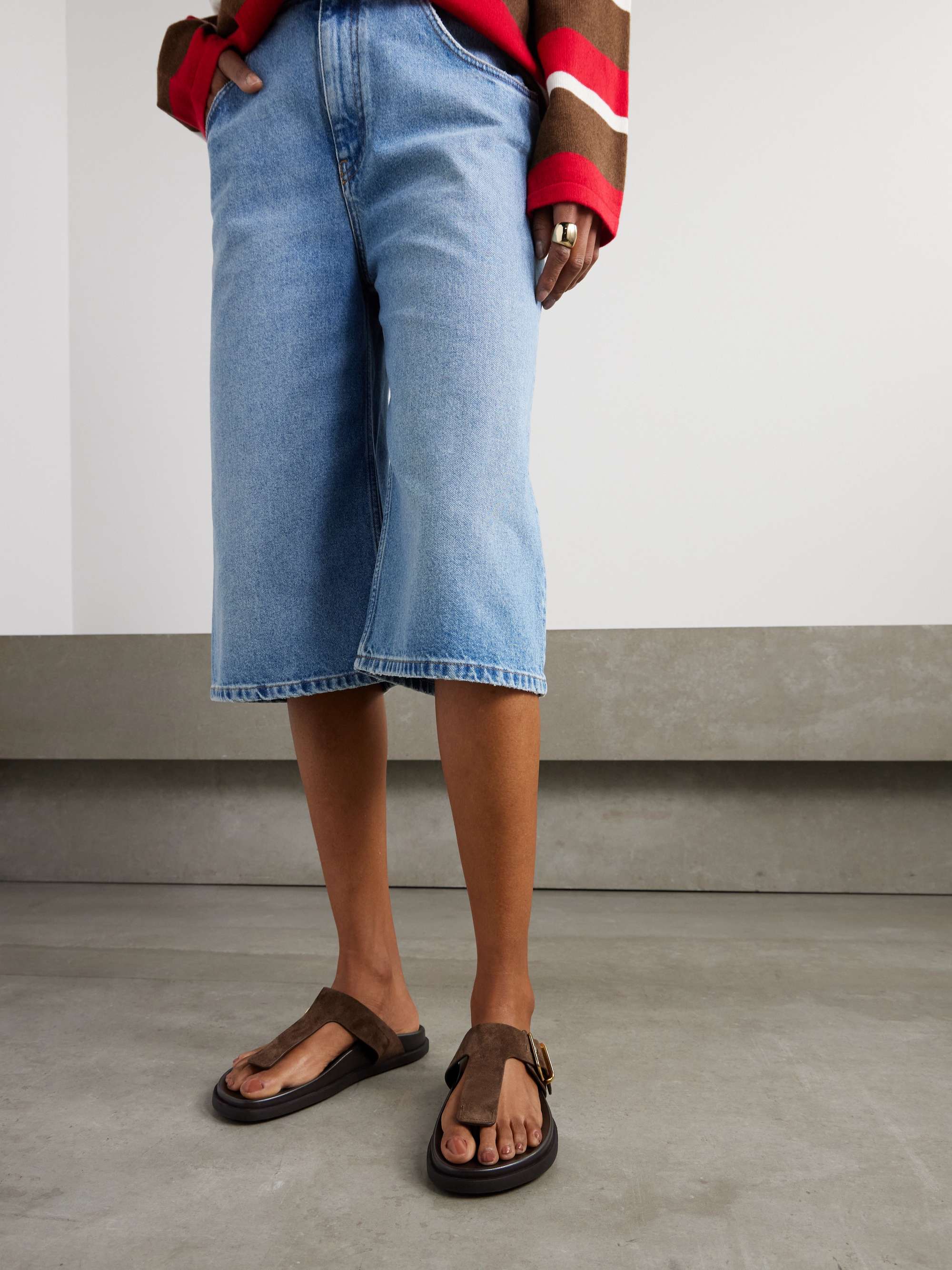 TOD'S スエード サンダル バックル付き | NET-A-PORTER TOD'S スエード サンダル バックル付き | NET-A-PORTER