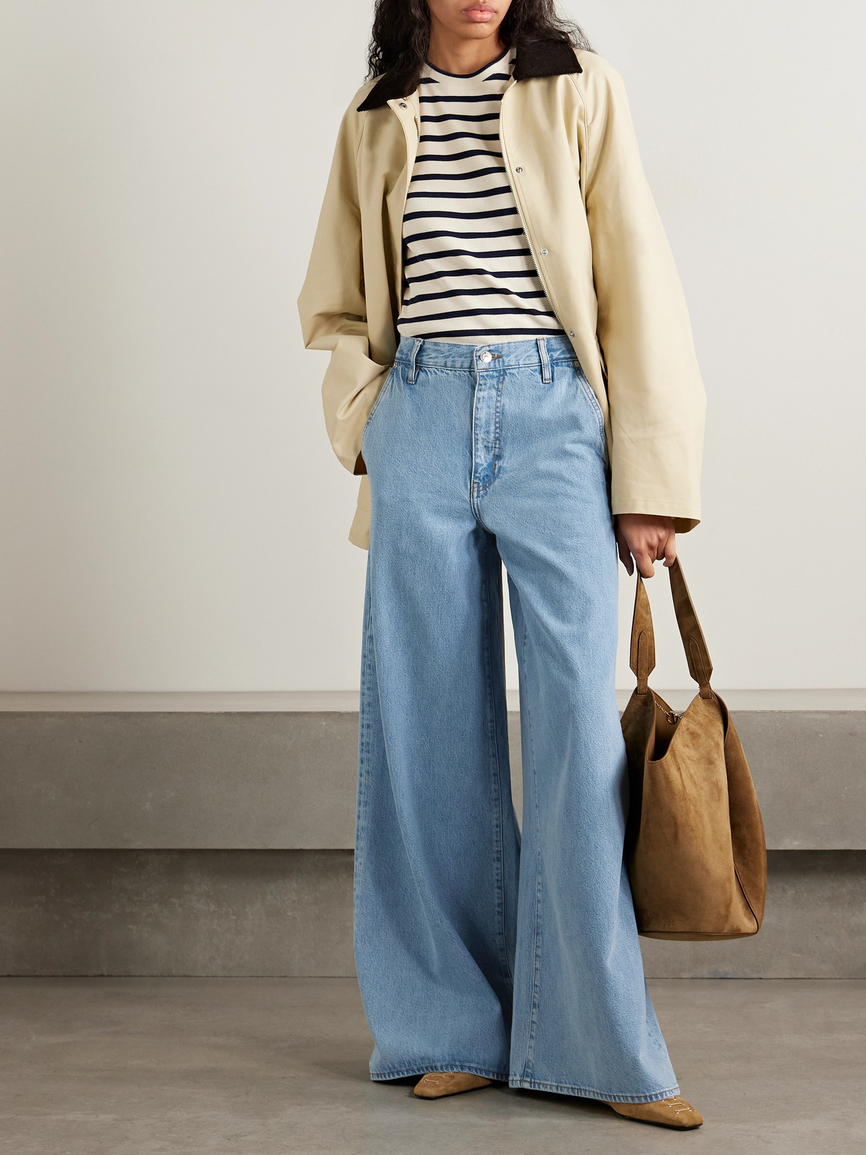 Frame The Drape High Rise Extra Wide Leg Jeans In Sweetheart In Blue