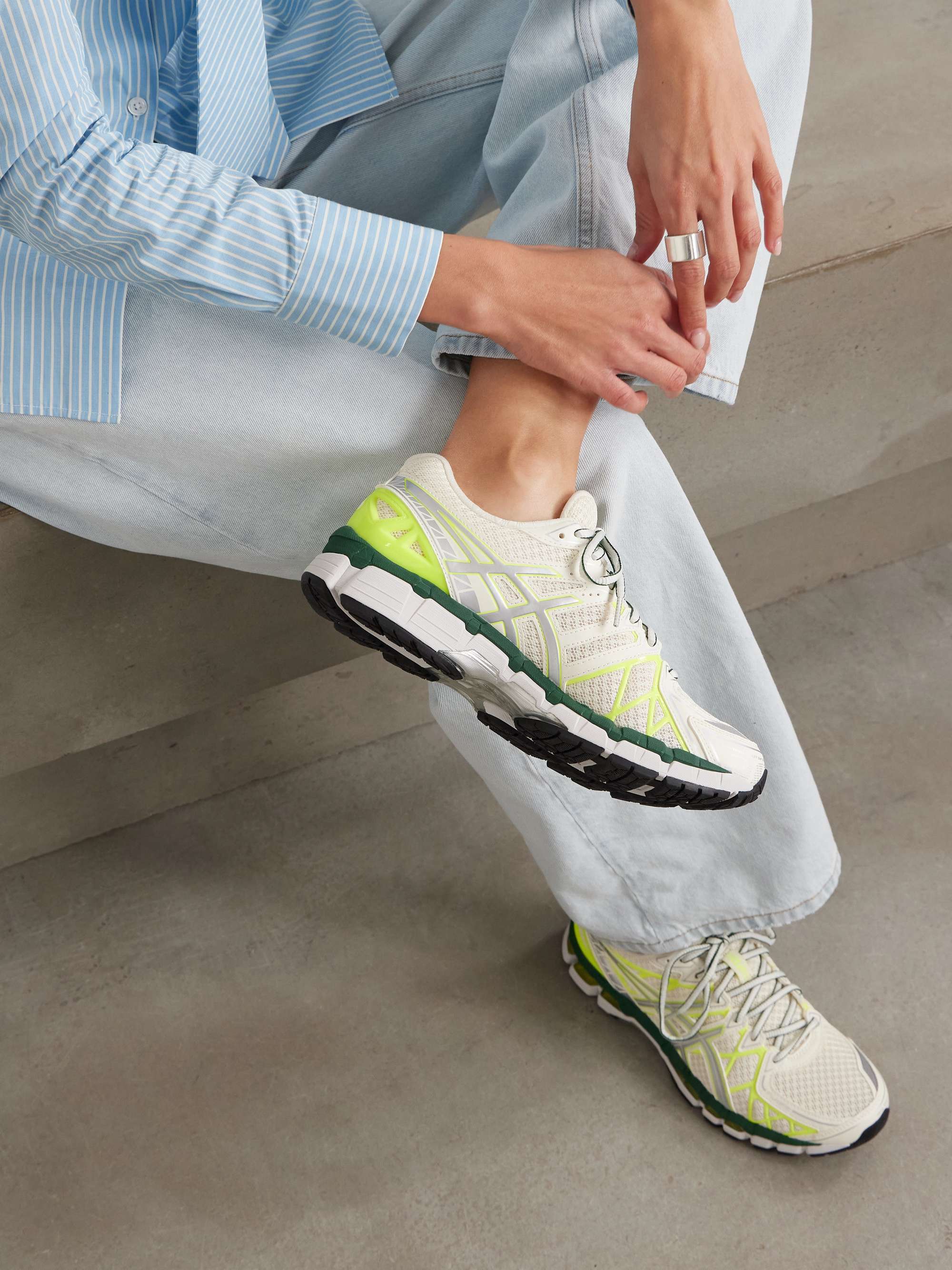 ASICS 