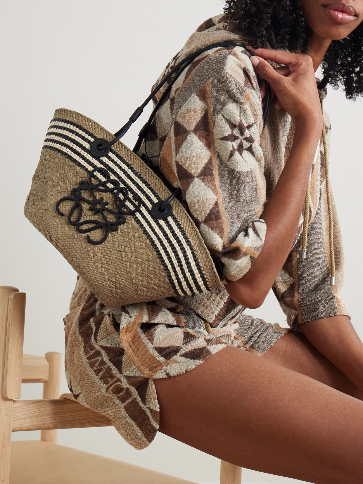 Loewe + Paula's Ibiza Anagram Basket Small Leather-trimmed Striped Raffia Tote In Green