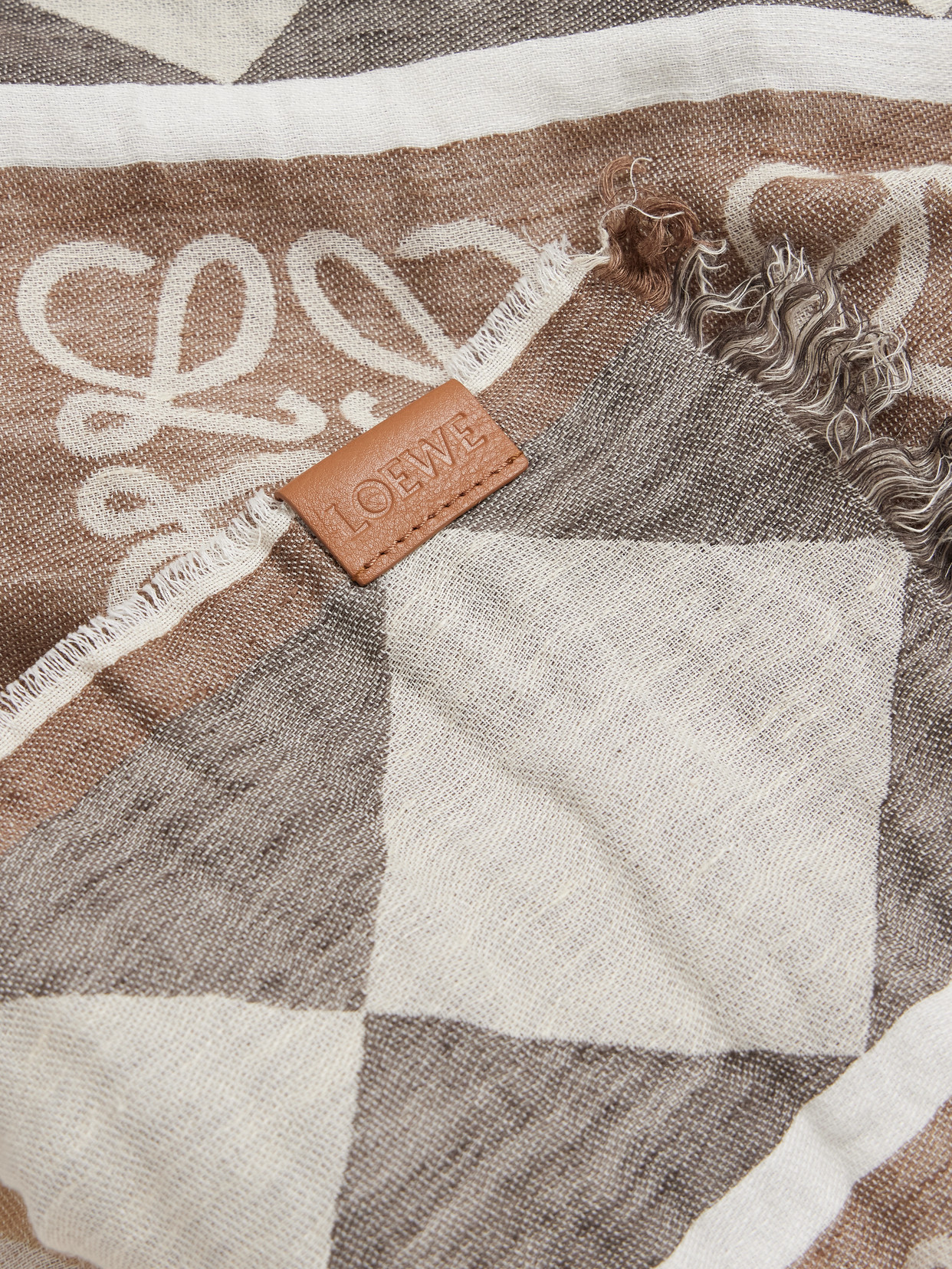 Loewe + Paula's Ibiza Fringed Linen And Cotton-blend Jacquard Scarf In Neutrals