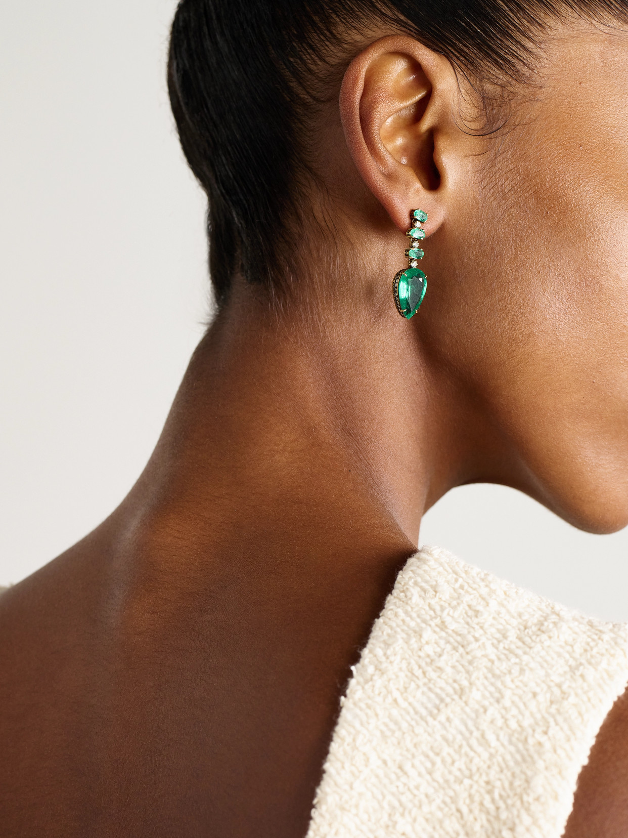 Amrapali London 18-karat Gold, Emerald And Diamond Earrings In Green