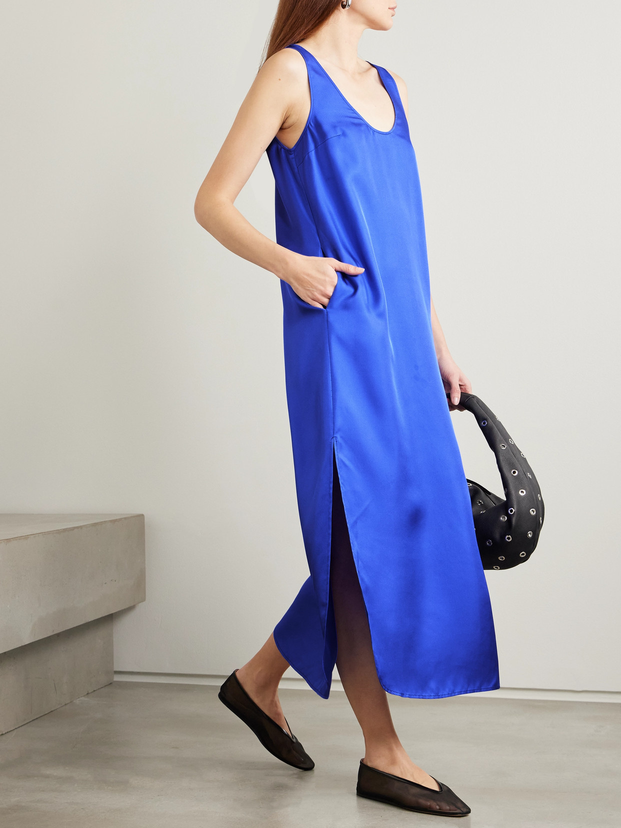 Loulou De Saison Scoop-neck Side-vent Maxi Dress In Blue