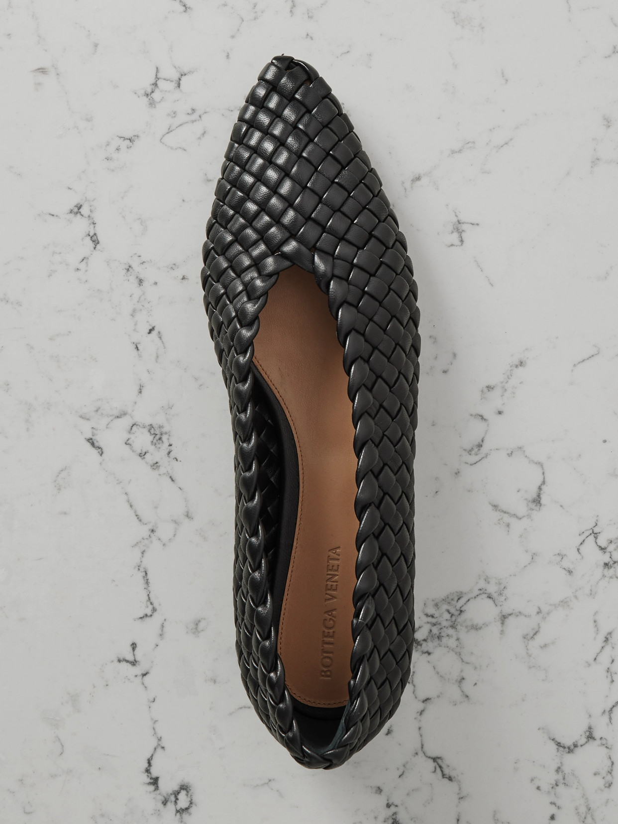 Bottega Veneta Sofia Intrecciato Leather Point-toe Flat In Black
