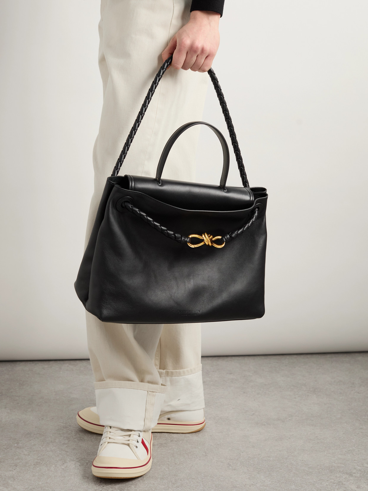 Bottega Veneta Ciao Ciao Knot Detail Leather Top Handle Bag In Black