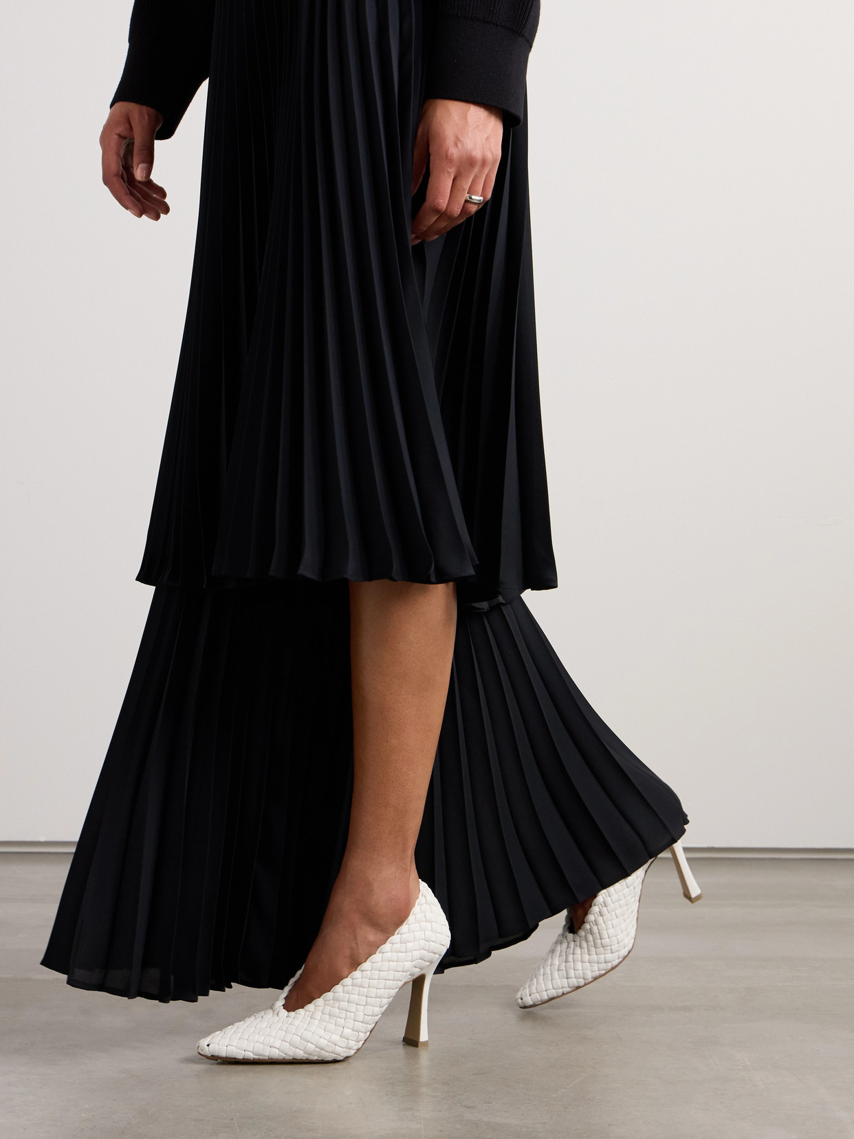 Bottega Veneta Sofia Intrecciato Leather Pumps In White