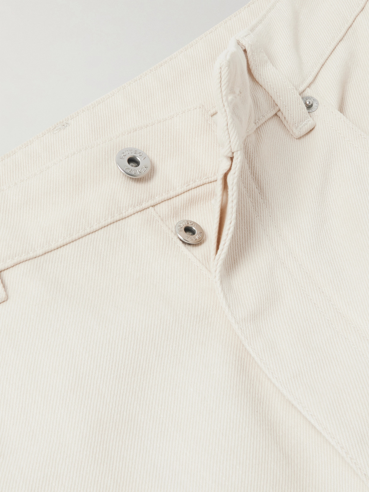 Bottega Veneta Meringue Coloured Turned Up Jeans In Cream