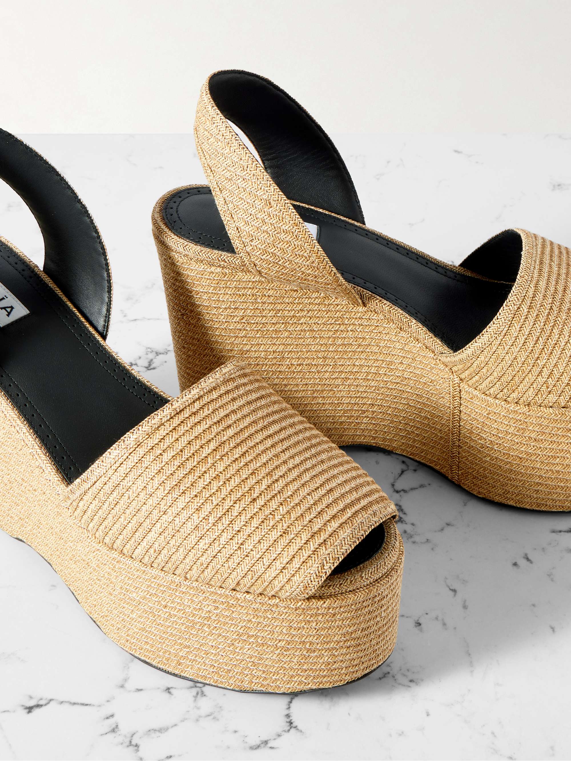 ALAÏA 