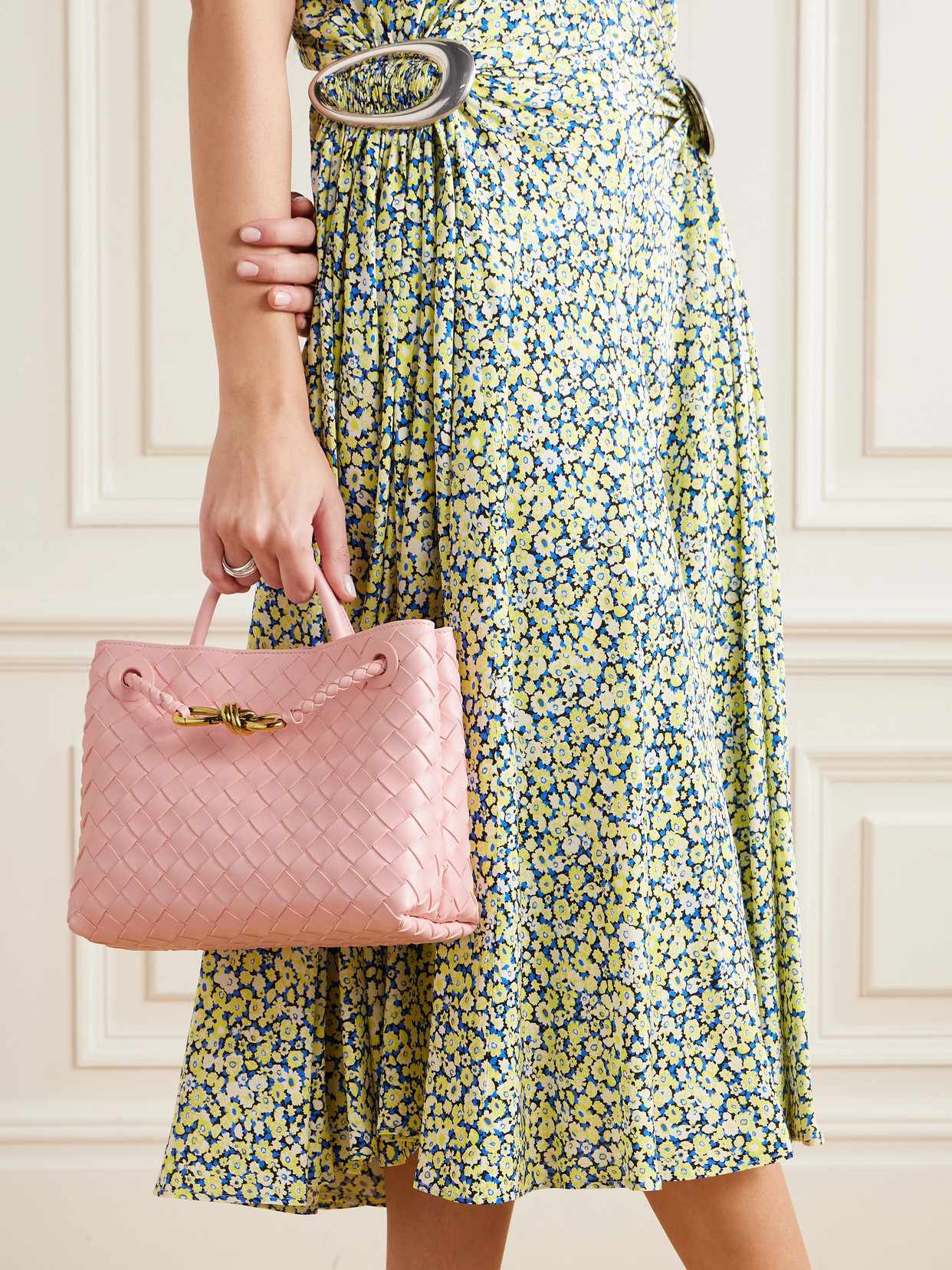 Bottega Veneta Small Andiamo Intrecciato Shoulder Bag In Pink