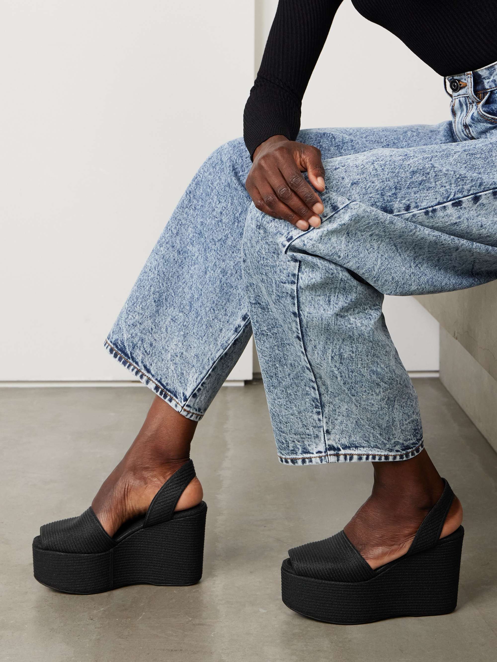 ALAÏA 