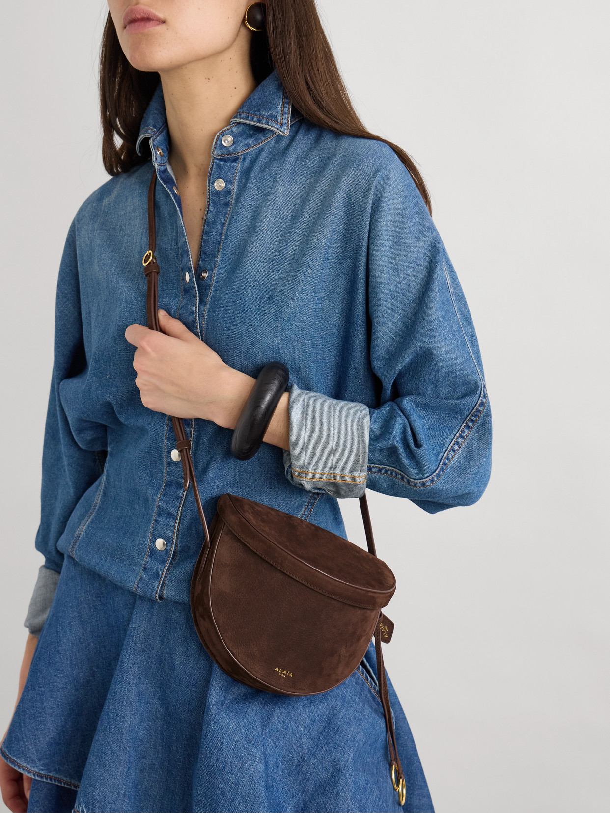 Alaïa Le Click Leather-trimmed Nubuck Shoulder Bag