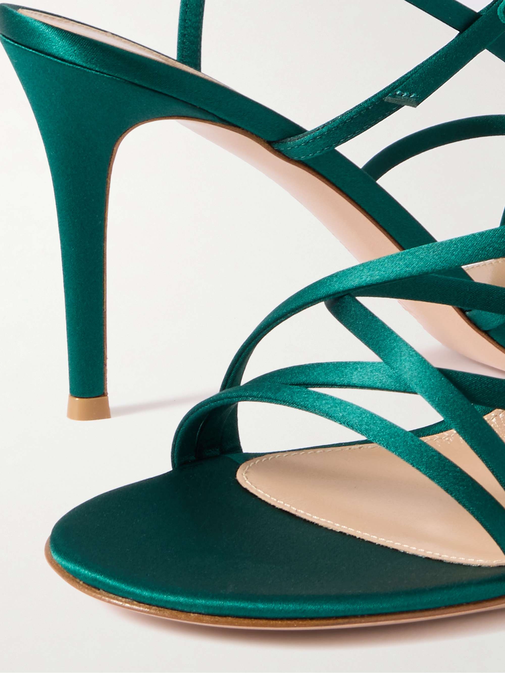 GIANVITO ROSSI 