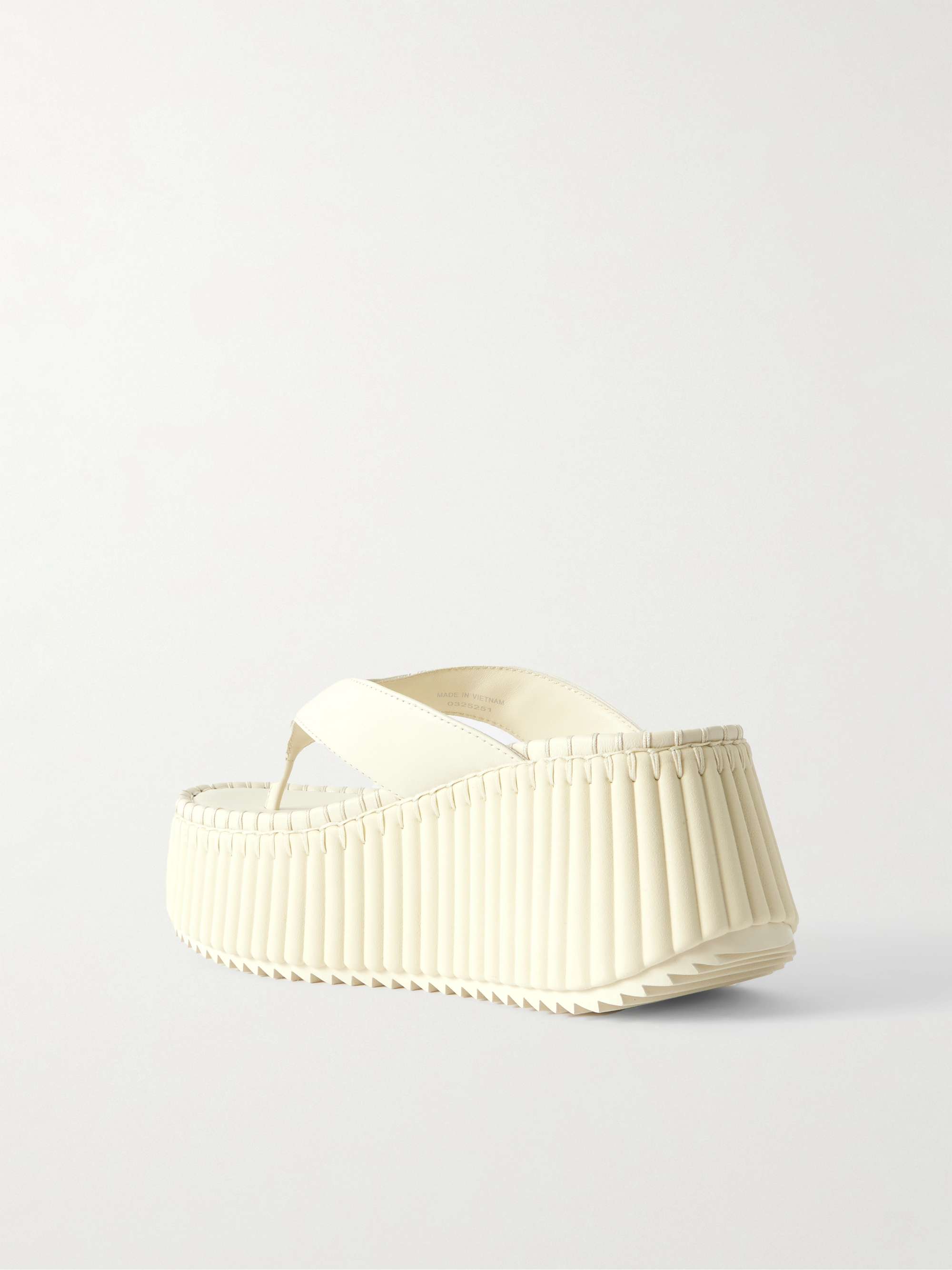 CHLOÉ 