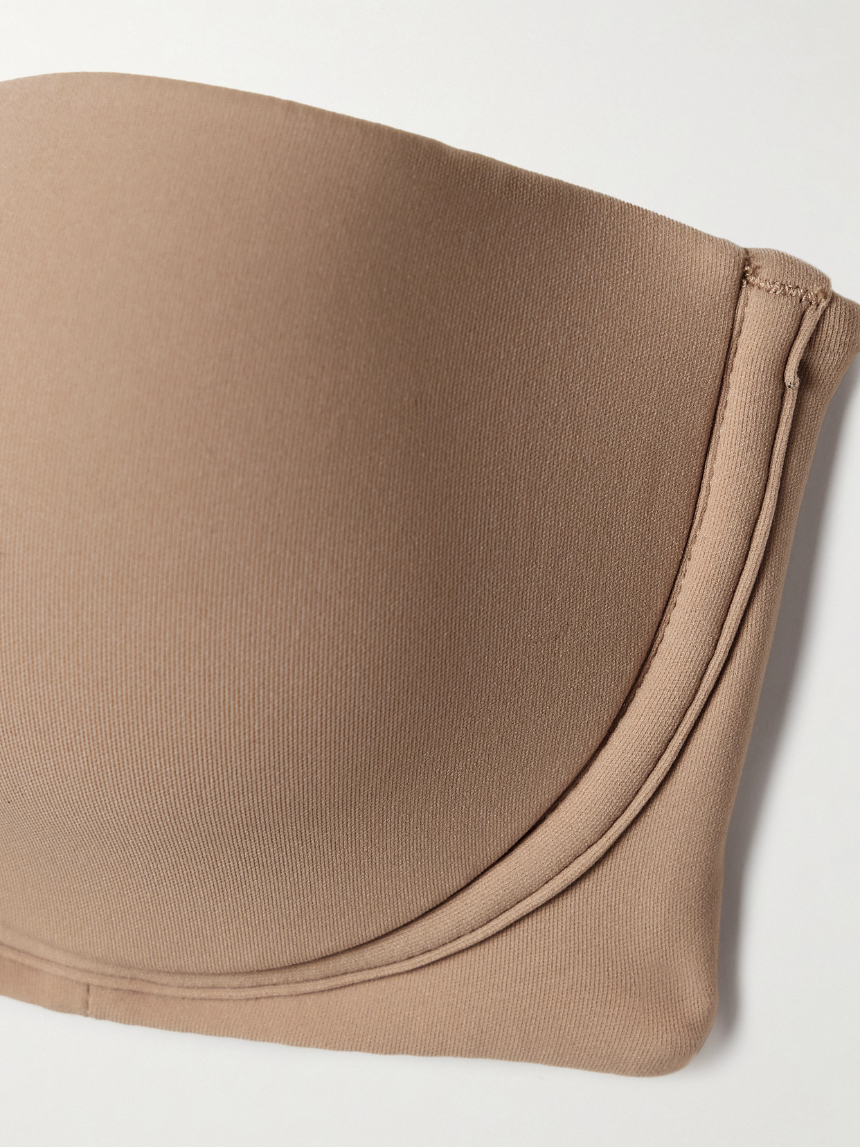 Skims Fits Everybody Strapless Bra In Neutrals