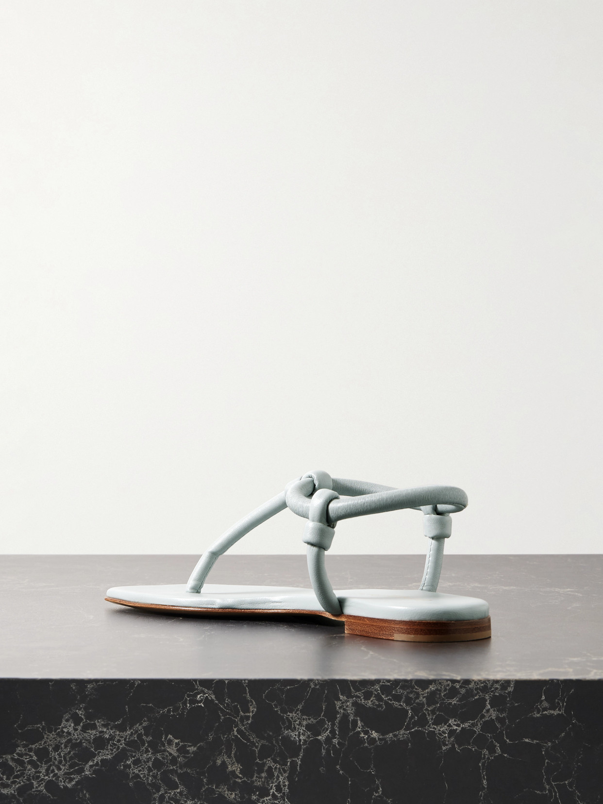 Gianvito Rossi Juno Thong Knotted Leather Sandals