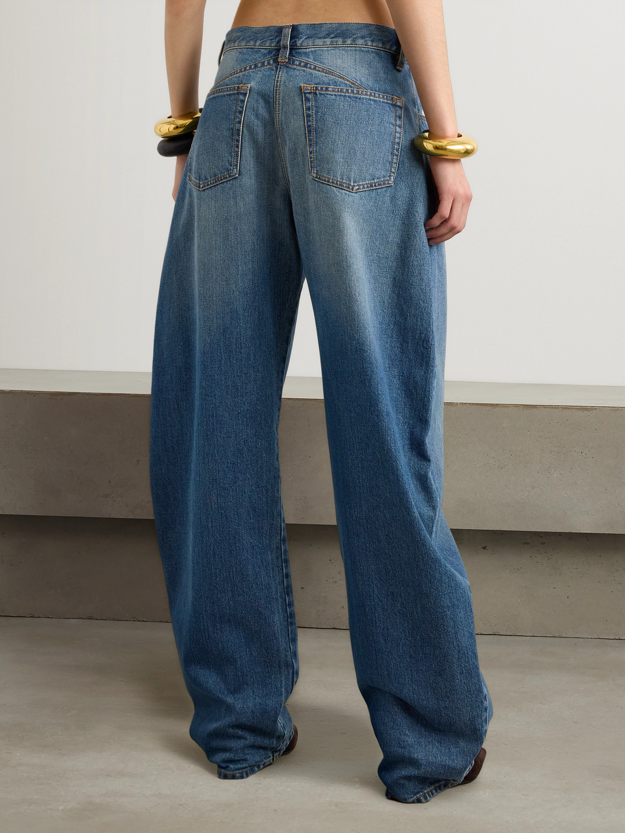 Alaïa - Low-Rise Barrel-Leg Jeans