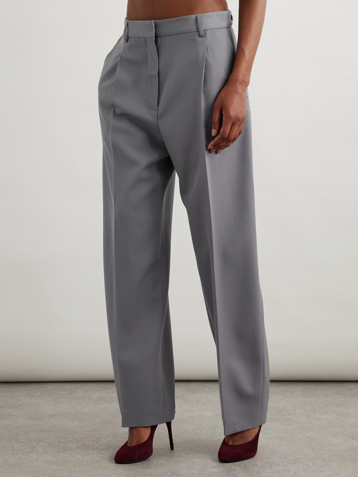 Alaïa Capri Pleated Wool-gabardine Straight-leg Pants