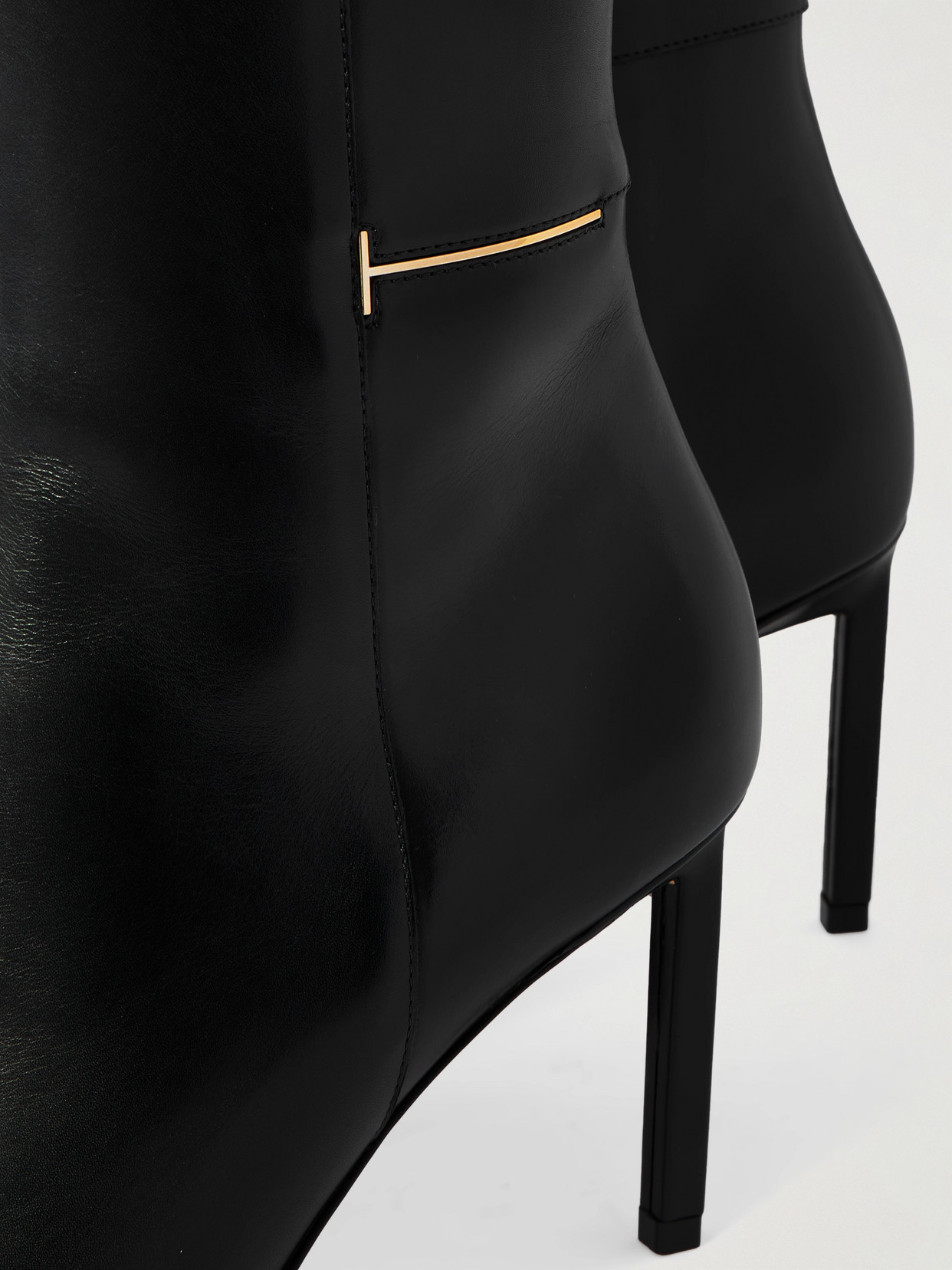 Tom Ford Julianne T Detail Soft Calf Leather Booties